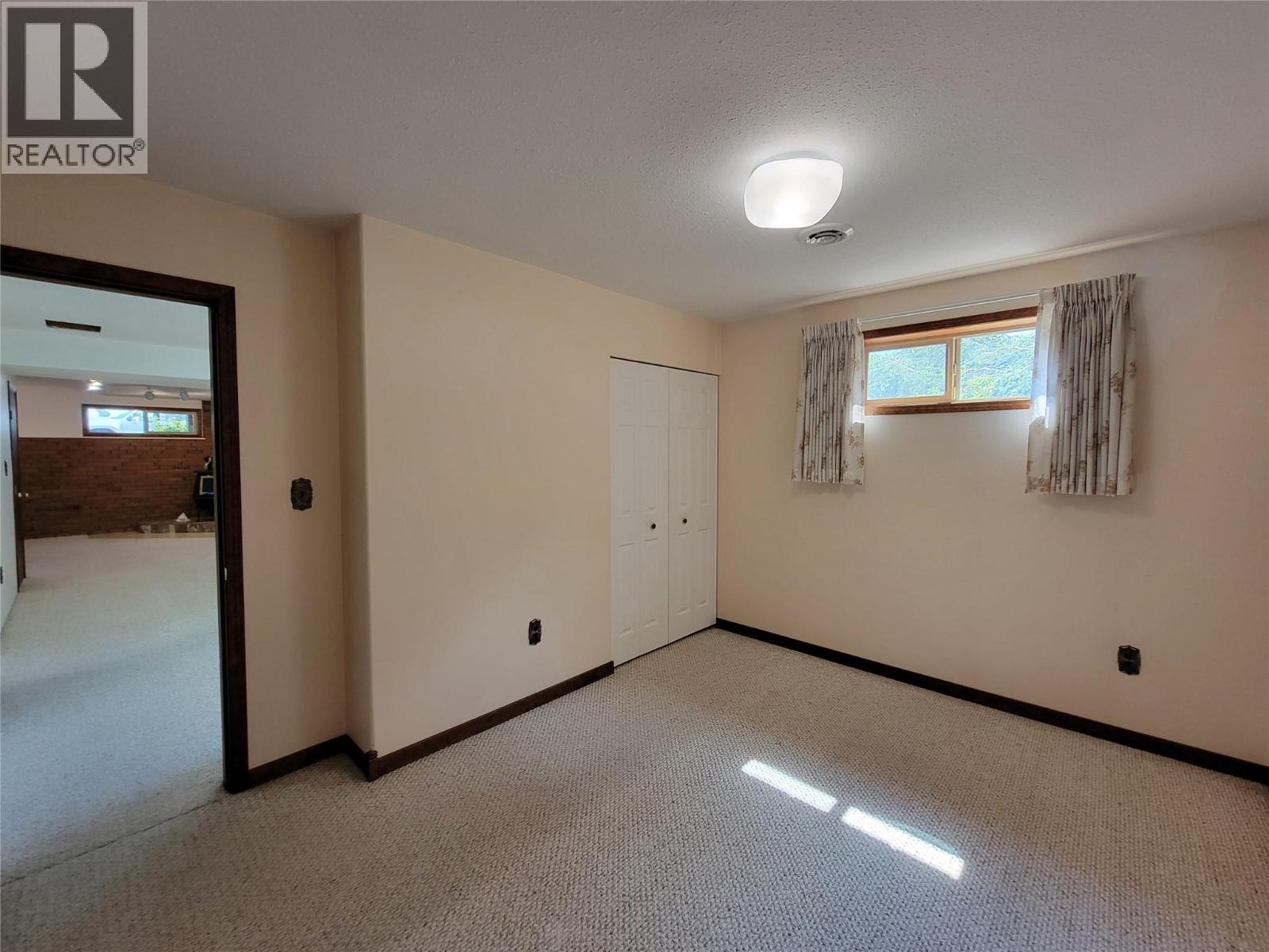230 12th Avenue, Keremeos, British Columbia  V0X 1N3 - Photo 51 - 10399192