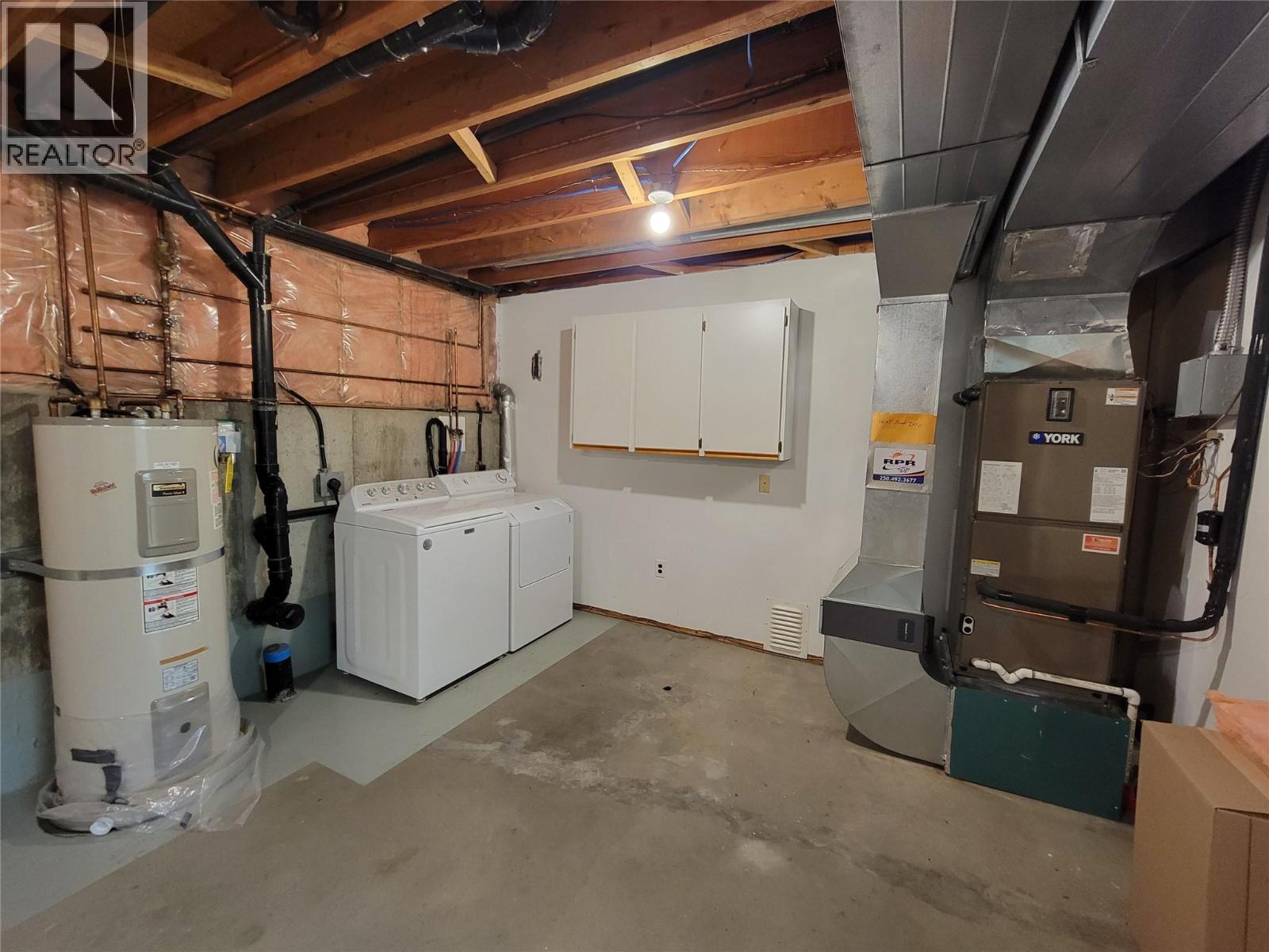 230 12th Avenue, Keremeos, British Columbia  V0X 1N3 - Photo 53 - 10399192