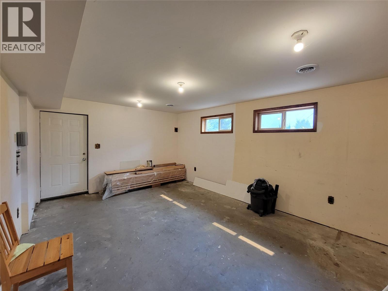 230 12th Avenue, Keremeos, British Columbia  V0X 1N3 - Photo 57 - 10399192