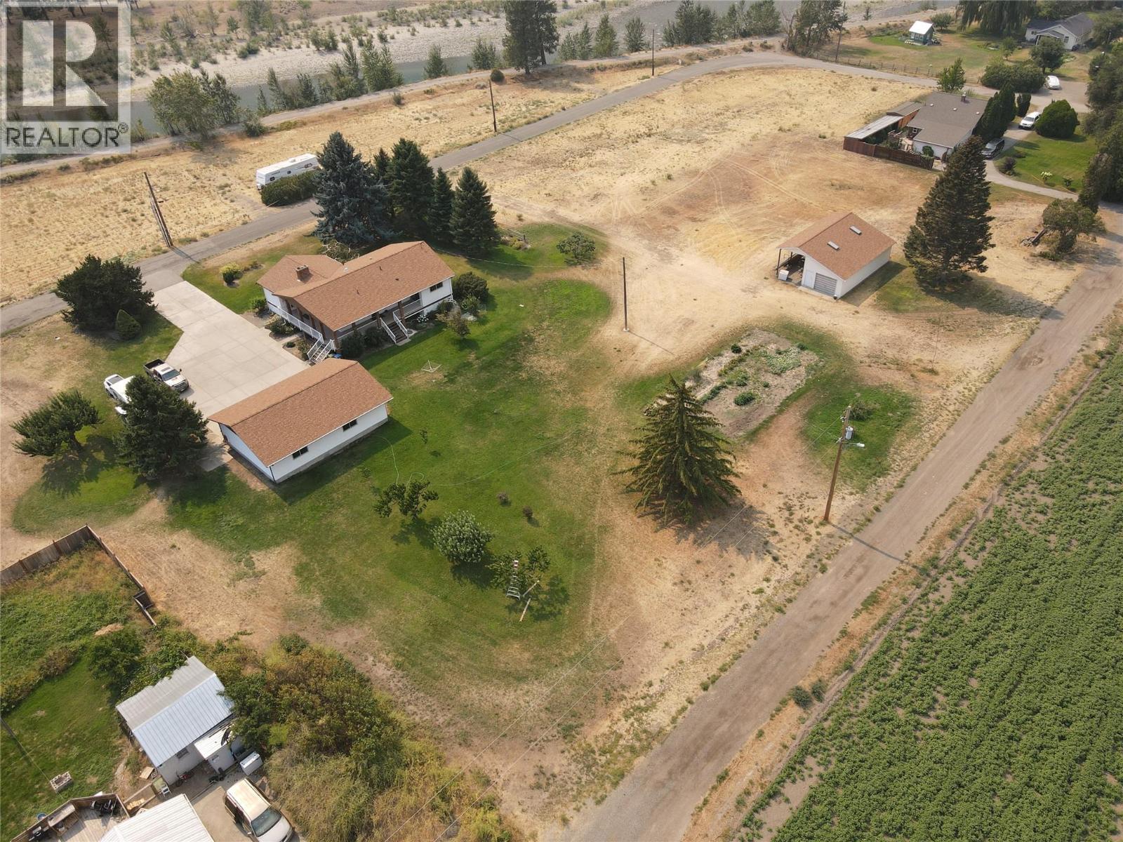 230 12th Avenue, Keremeos, British Columbia  V0X 1N3 - Photo 75 - 10399192