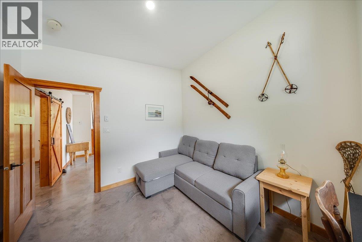 1715a Leroi Avenue, Rossland, British Columbia  V0G 1Y0 - Photo 22 - 10398986