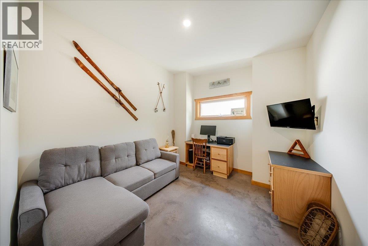 1715a Leroi Avenue, Rossland, British Columbia  V0G 1Y0 - Photo 23 - 10398986