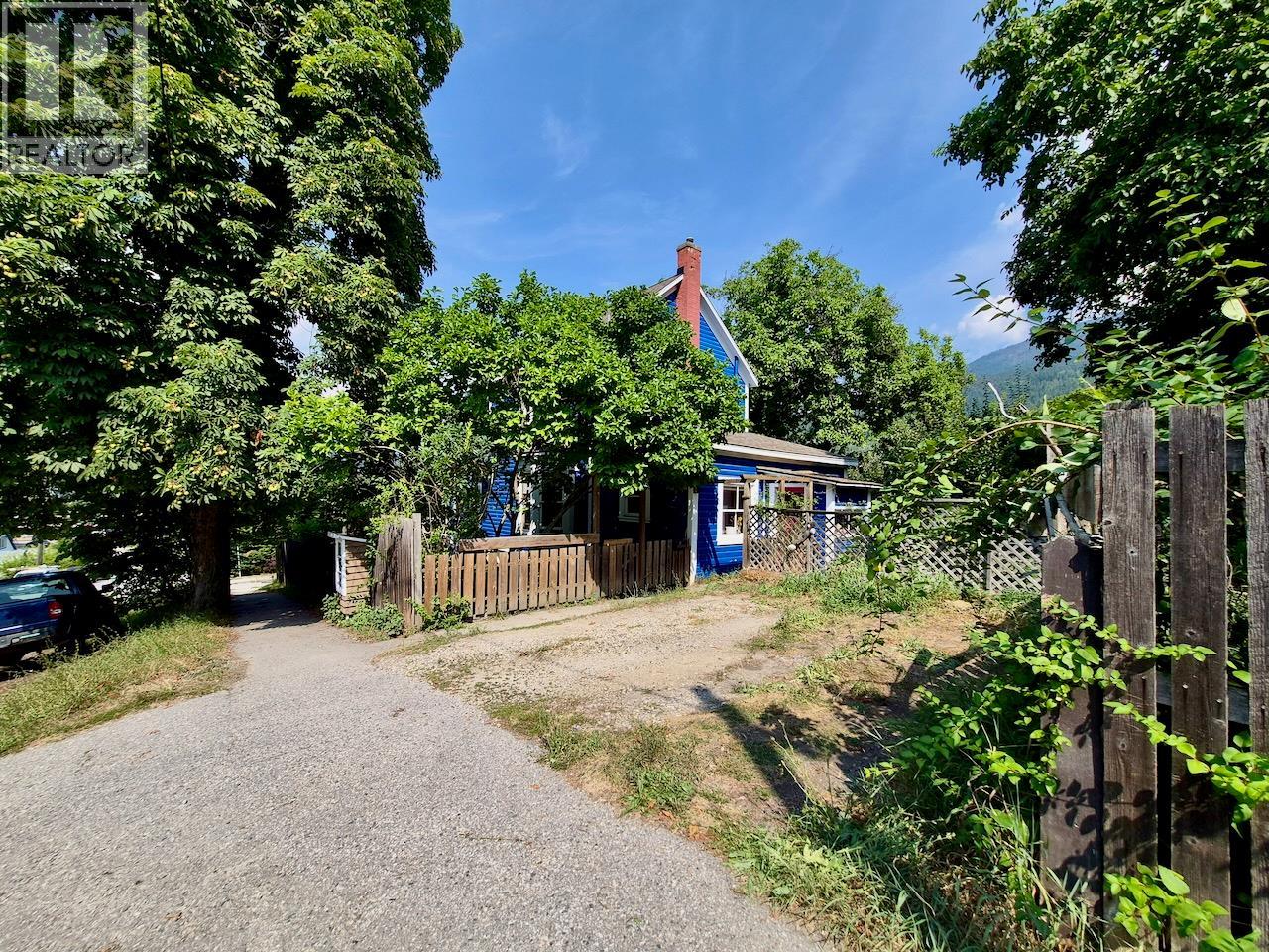 204 Chatham Street, Nelson, British Columbia  V1L 3Y9 - Photo 16 - 10398930