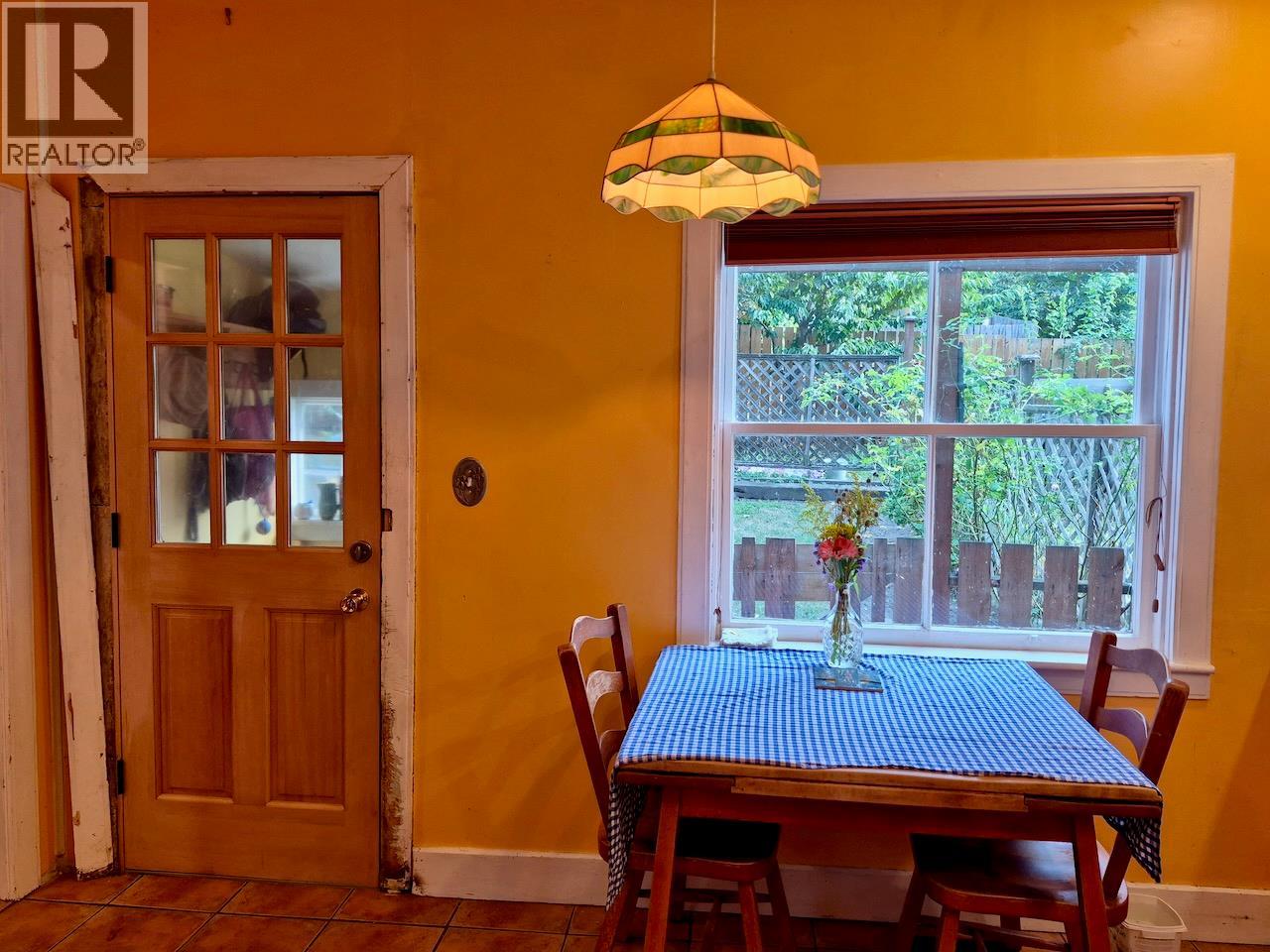 204 Chatham Street, Nelson, British Columbia  V1L 3Y9 - Photo 24 - 10398930