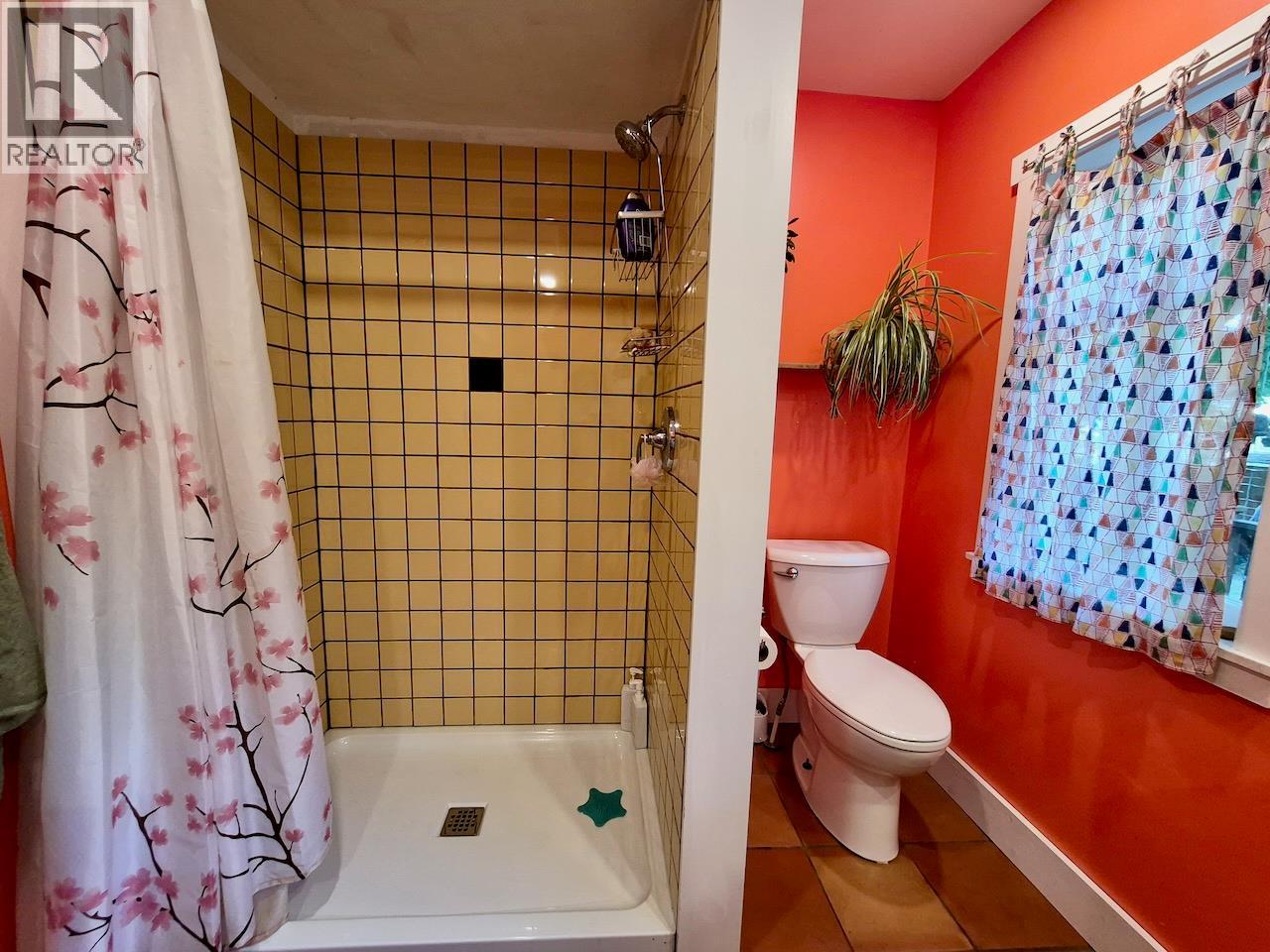 204 Chatham Street, Nelson, British Columbia  V1L 3Y9 - Photo 34 - 10398930