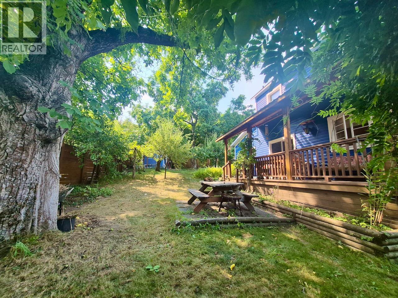 204 Chatham Street, Nelson, British Columbia  V1L 3Y9 - Photo 47 - 10398930