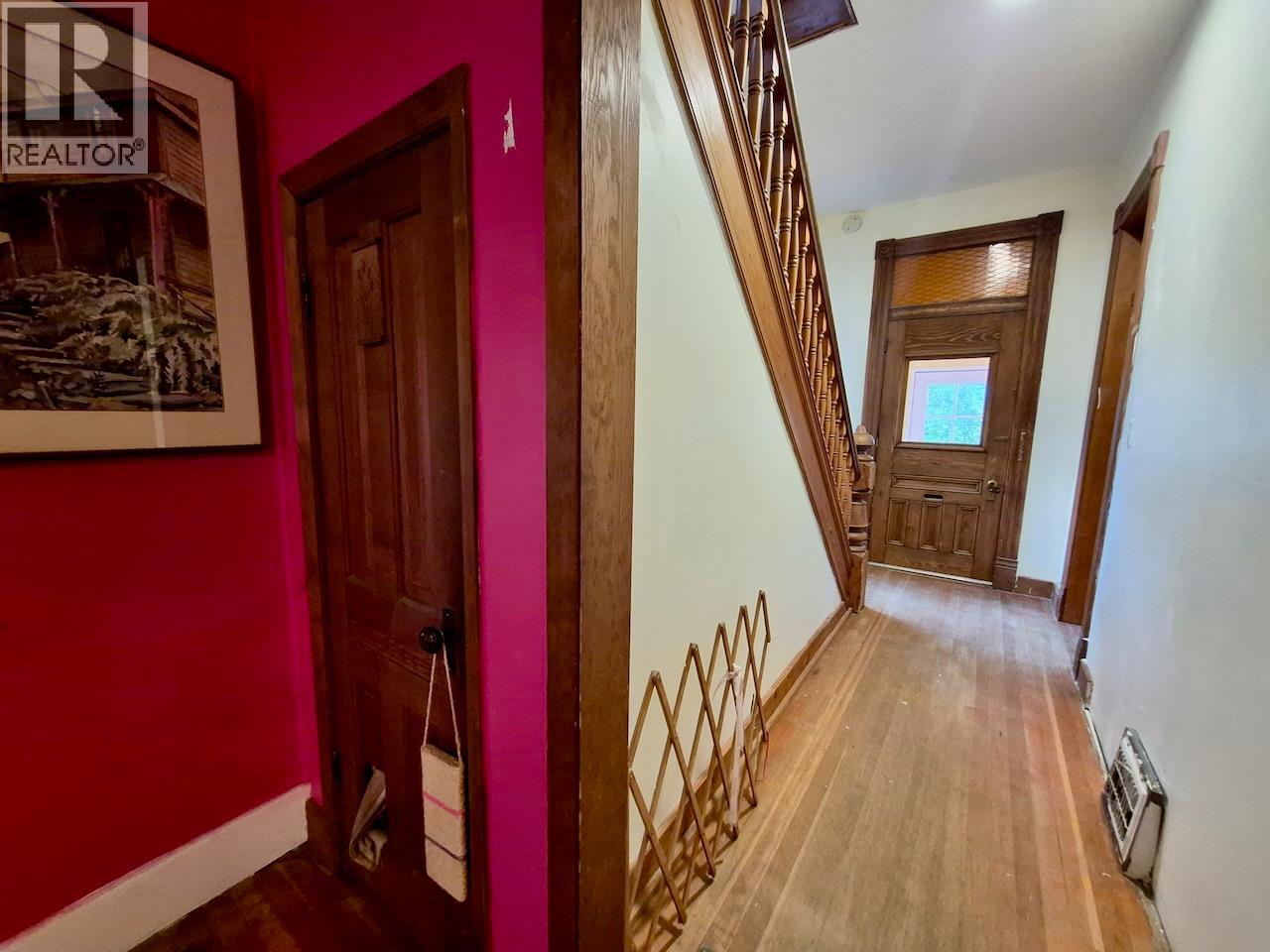 204 Chatham Street, Nelson, British Columbia  V1L 3Y9 - Photo 54 - 10398930