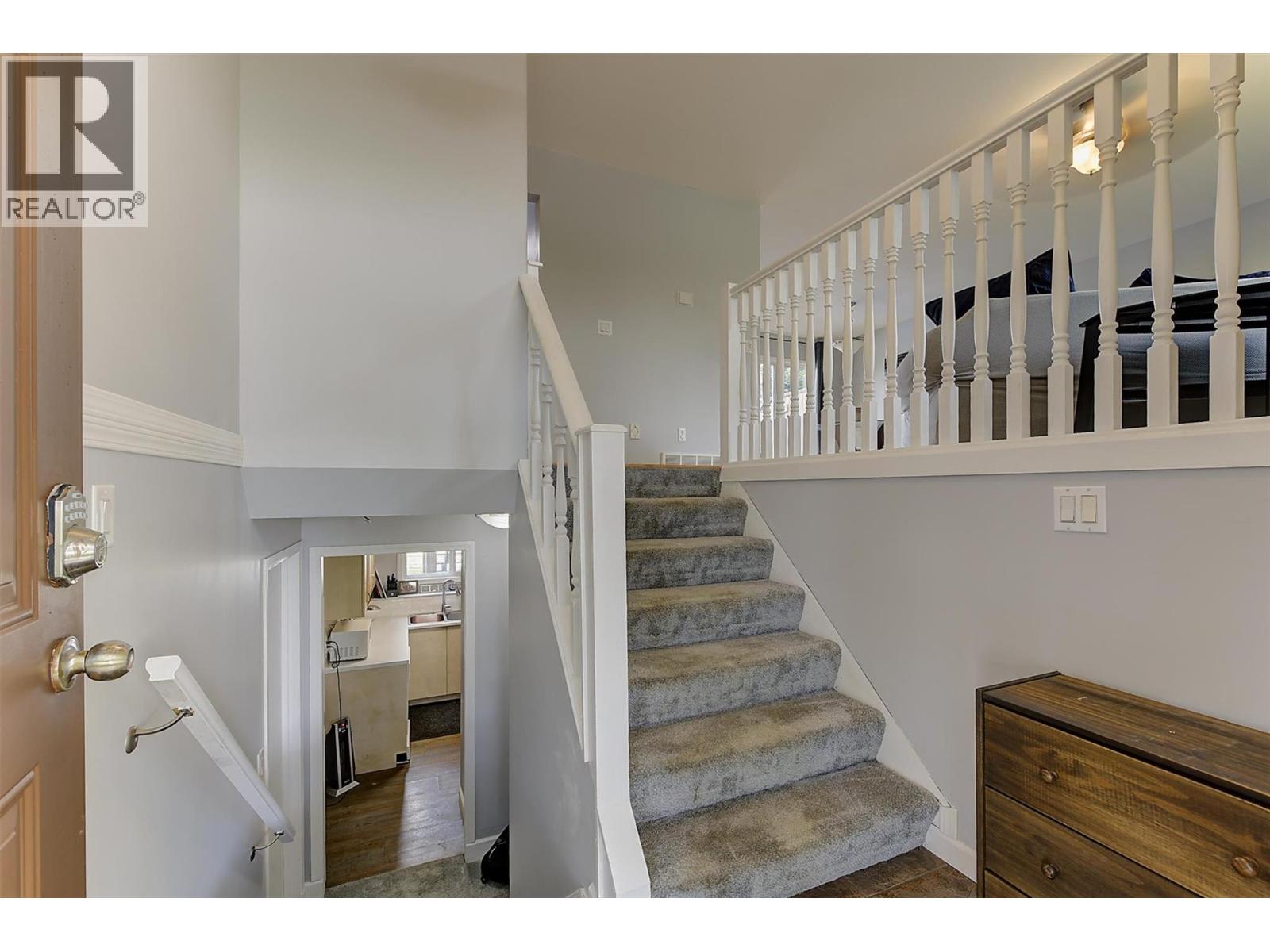 160 Leo Road, Kelowna, British Columbia  V1X 1E8 - Photo 2 - 10399180
