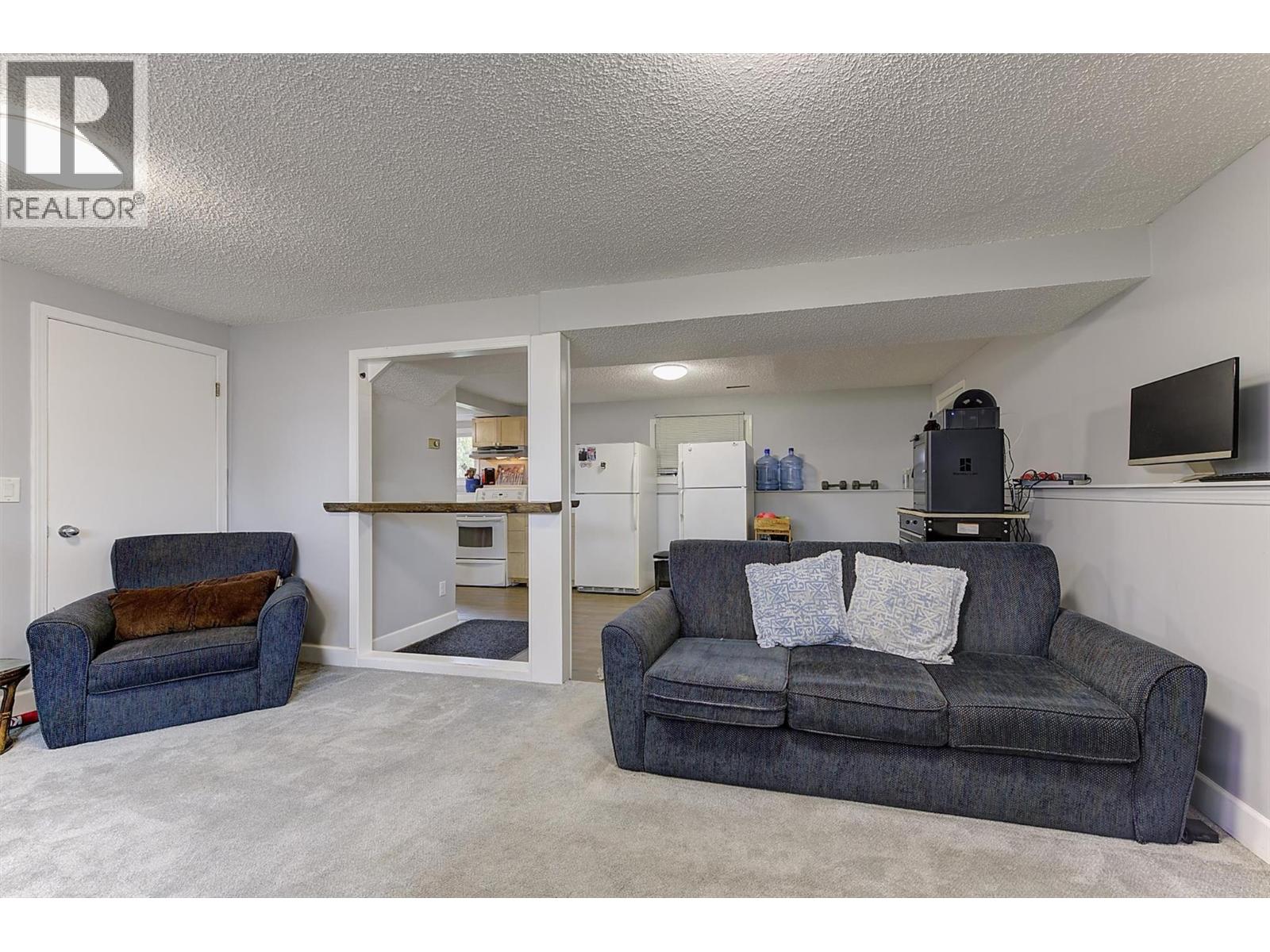 160 Leo Road, Kelowna, British Columbia  V1X 1E8 - Photo 30 - 10399180
