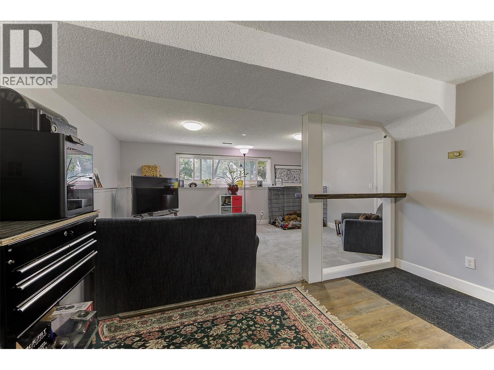 160 Leo Road, Kelowna, British Columbia  V1X 1E8 - Photo 31 - 10399180