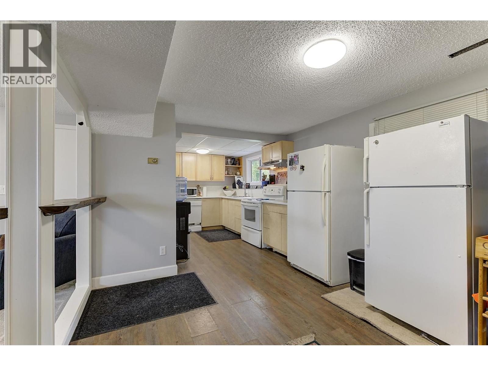 160 Leo Road, Kelowna, British Columbia  V1X 1E8 - Photo 32 - 10399180