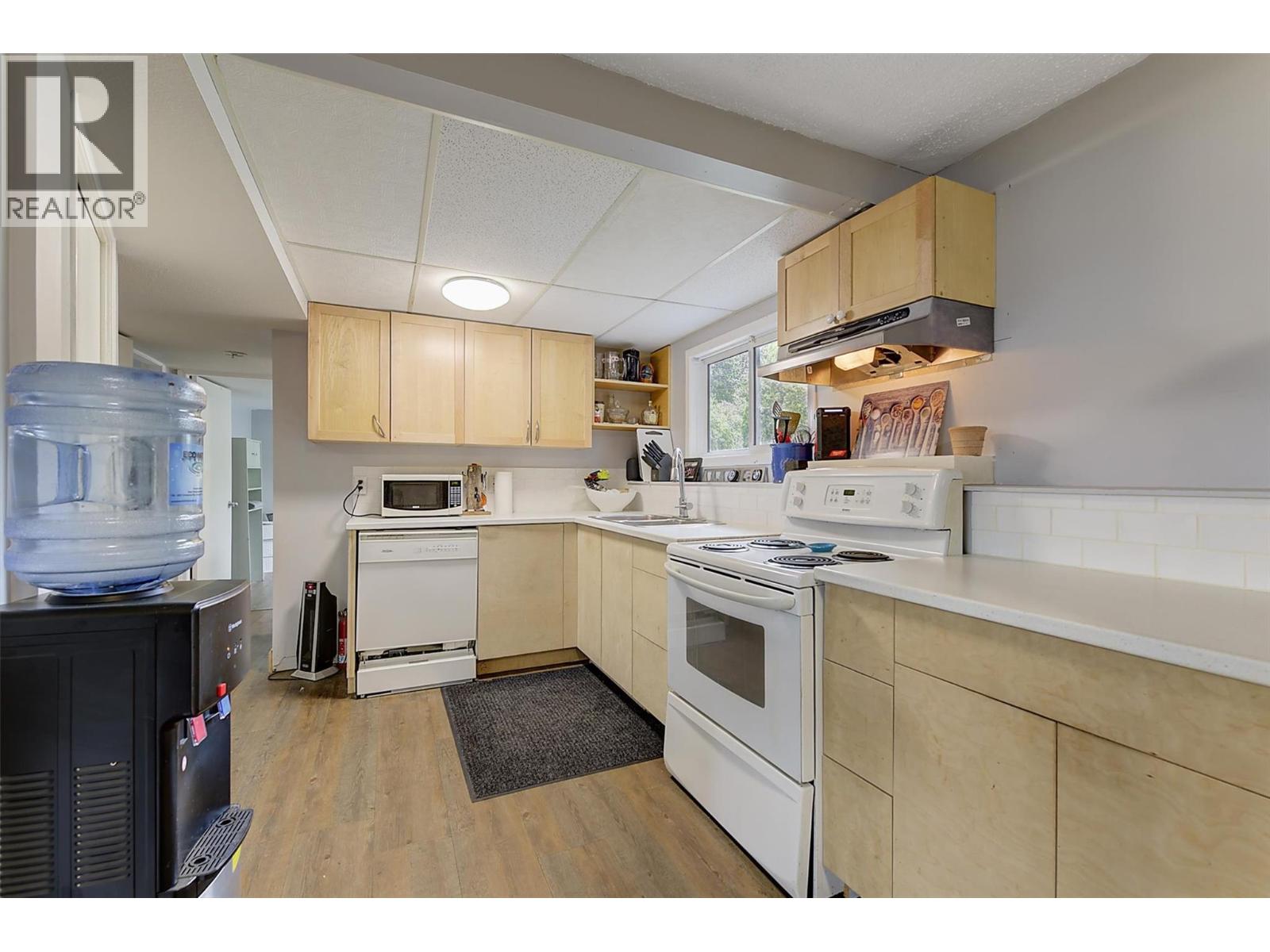 160 Leo Road, Kelowna, British Columbia  V1X 1E8 - Photo 34 - 10399180
