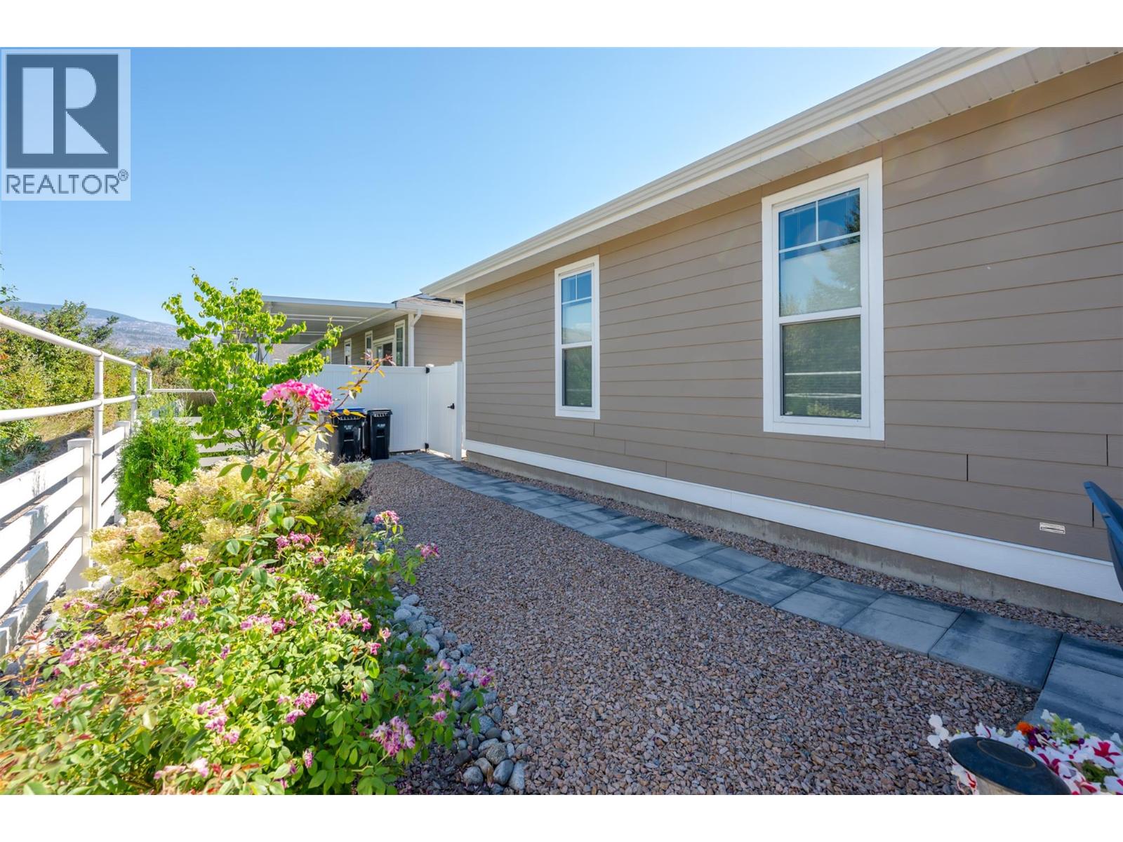 351 Warren Avenue W Unit# 24, Penticton, British Columbia  V2A 3N2 - Photo 34 - 10399175