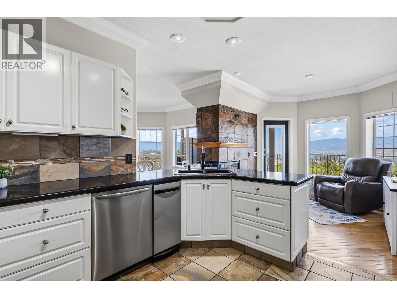 825 Toovey Road, Kelowna, British Columbia  V1X 6P9 - Photo 17 - 10399116