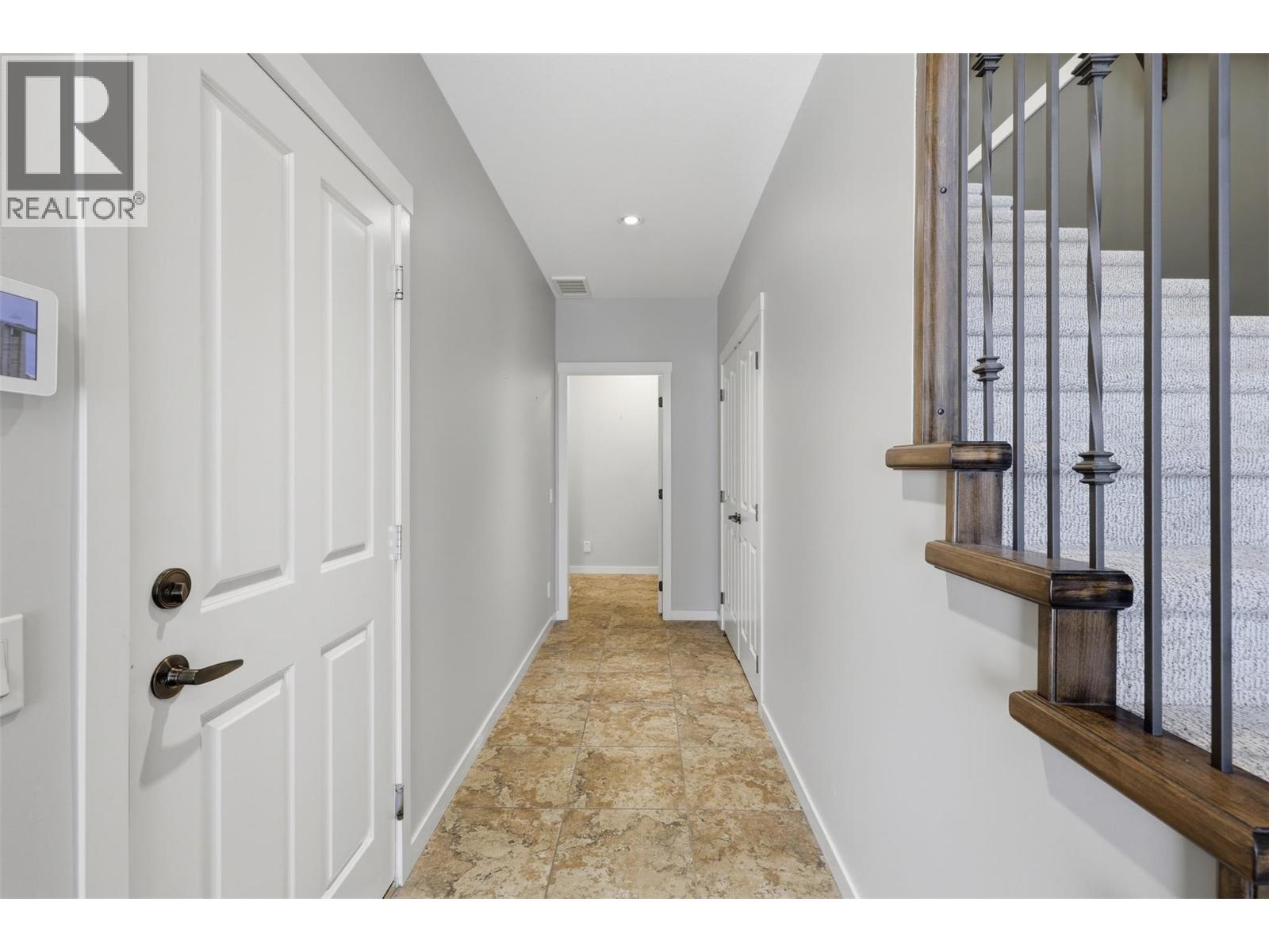 1637 Golf Ridge Way, Kamloops, British Columbia  V2H 0A5 - Photo 40 - 10398917