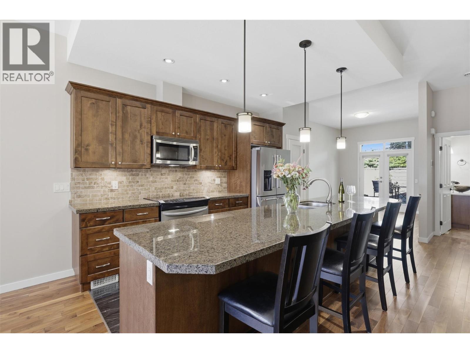 1637 Golf Ridge Way, Kamloops, British Columbia  V2H 0A5 - Photo 5 - 10398917