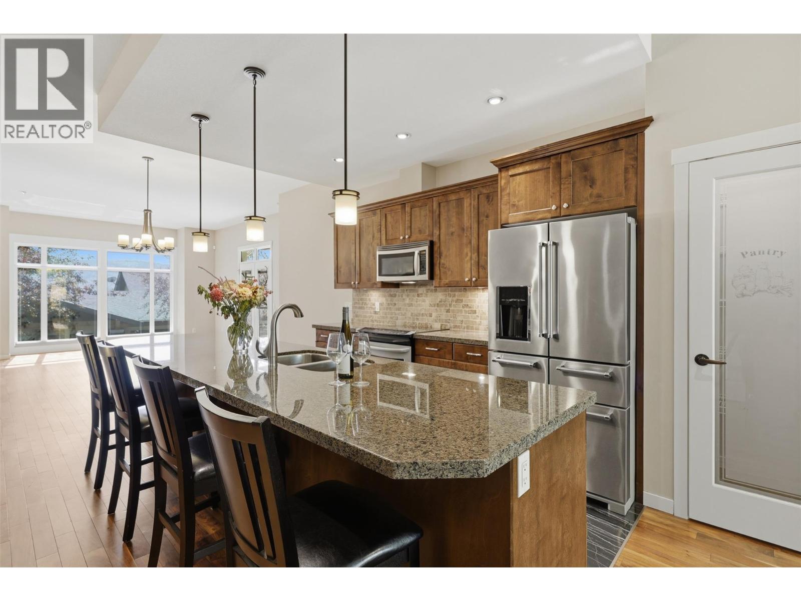 1637 Golf Ridge Way, Kamloops, British Columbia  V2H 0A5 - Photo 6 - 10398917