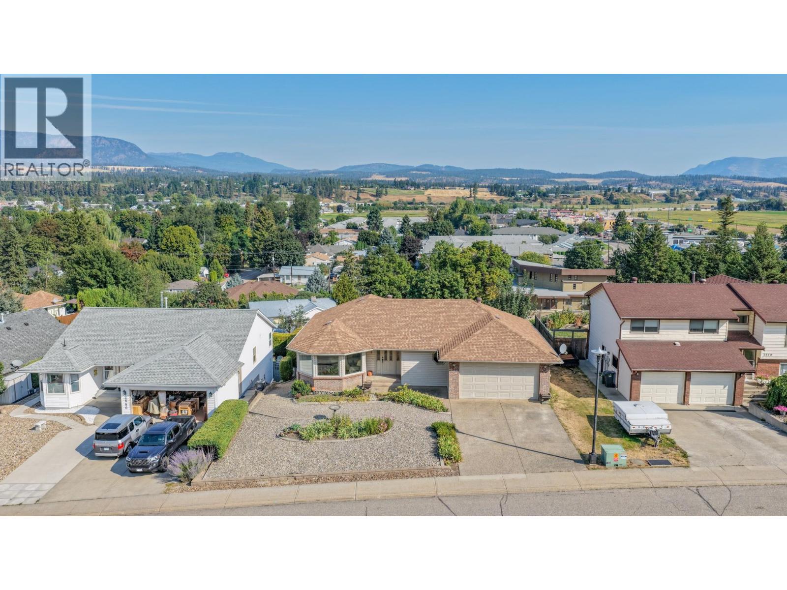 2650 Catherine Crescent, Armstrong, British Columbia  V4Y 0B4 - Photo 2 - 10398933
