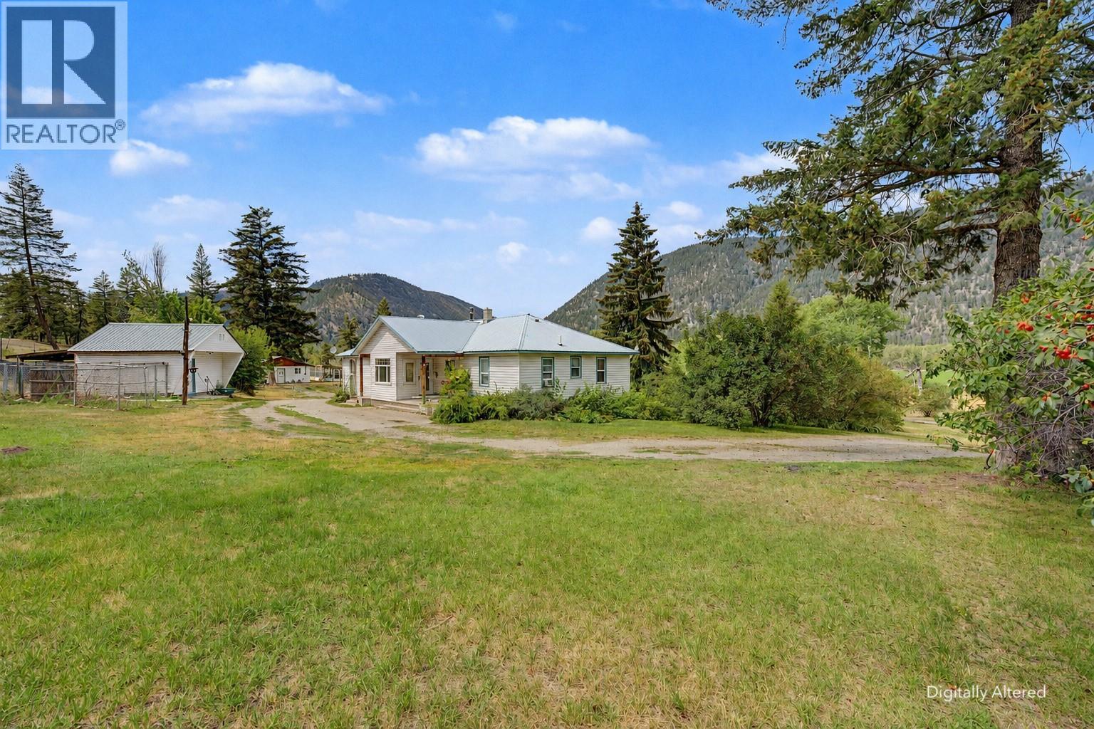 1167 Highway 3, Princeton, British Columbia  V0X 1W0 - Photo 10 - 10399027