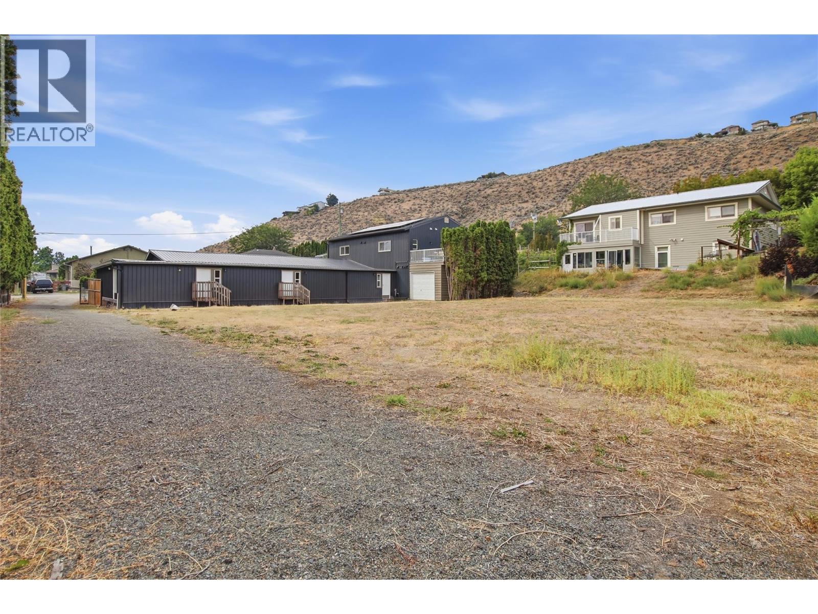 760 Yates Road, Kamloops, British Columbia  V2B 6C9 - Photo 4 - 10398751