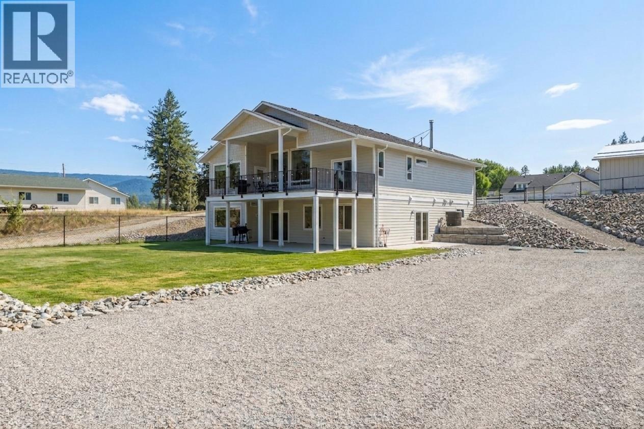 5531 6 Highway, Coldstream, British Columbia  V1B 3E2 - Photo 1 - 10399200