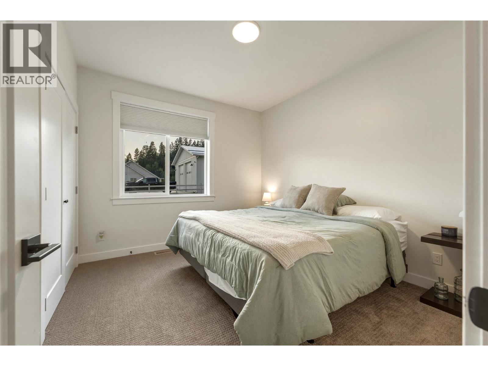 5531 6 Highway, Coldstream, British Columbia  V1B 3E2 - Photo 12 - 10399200