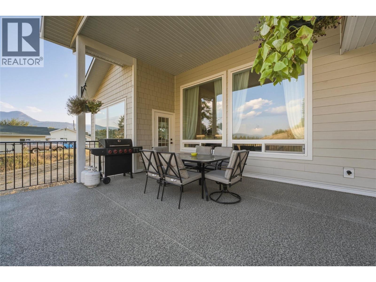 5531 6 Highway, Coldstream, British Columbia  V1B 3E2 - Photo 26 - 10399200