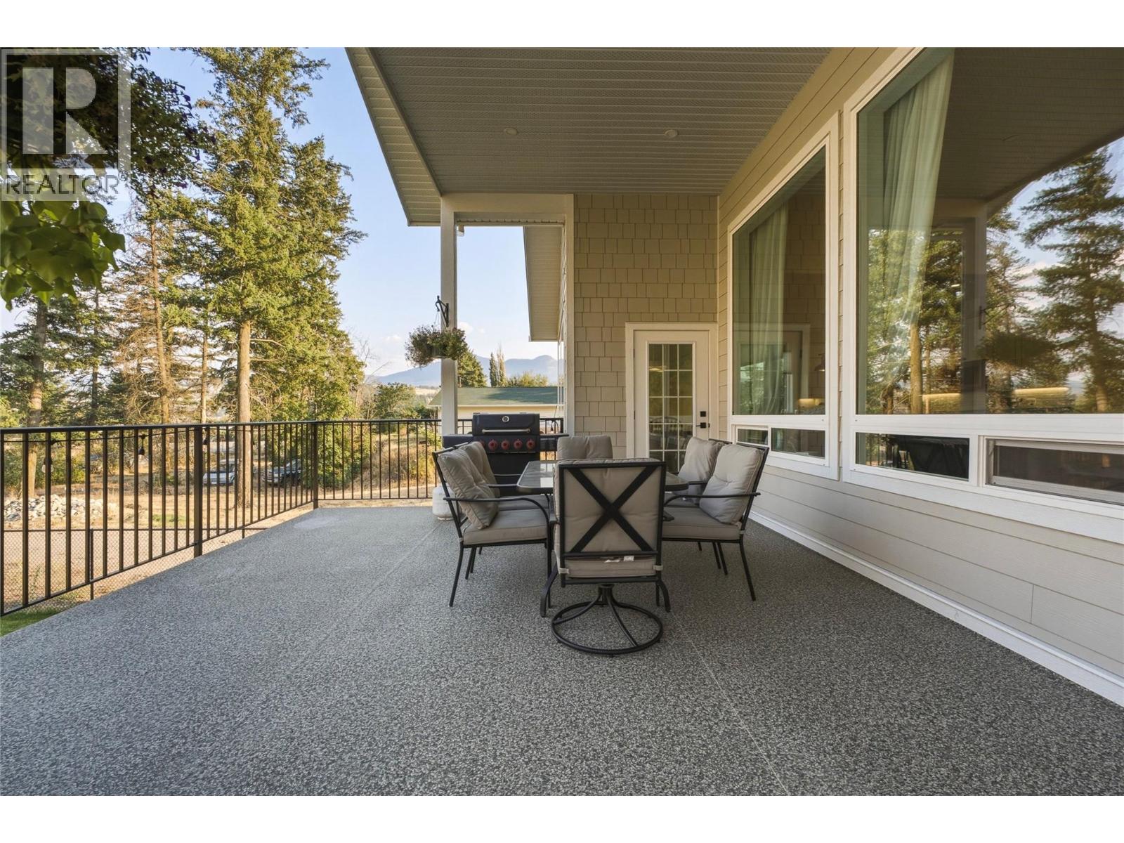 5531 6 Highway, Coldstream, British Columbia  V1B 3E2 - Photo 27 - 10399200