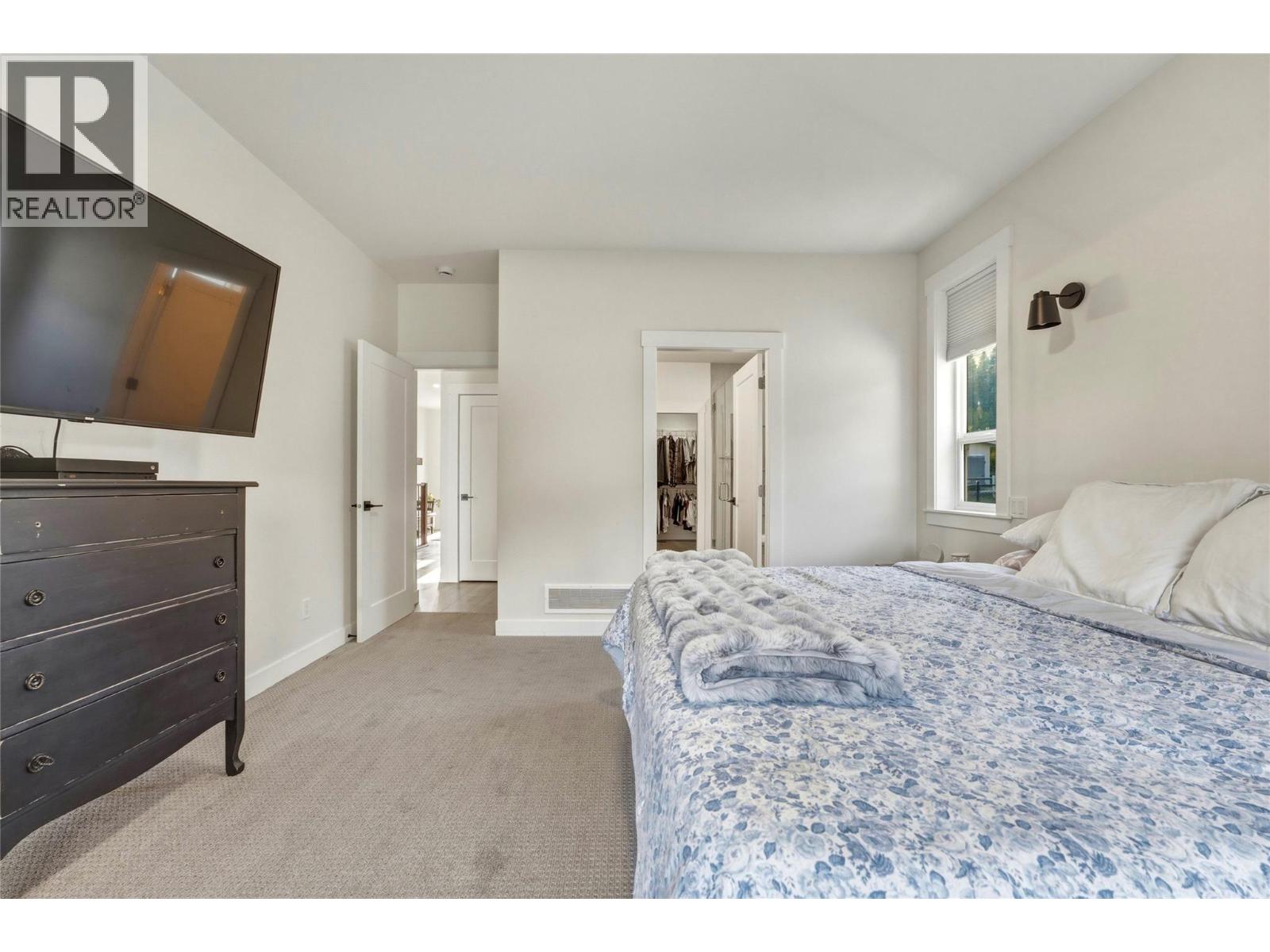 5531 6 Highway, Coldstream, British Columbia  V1B 3E2 - Photo 34 - 10399200
