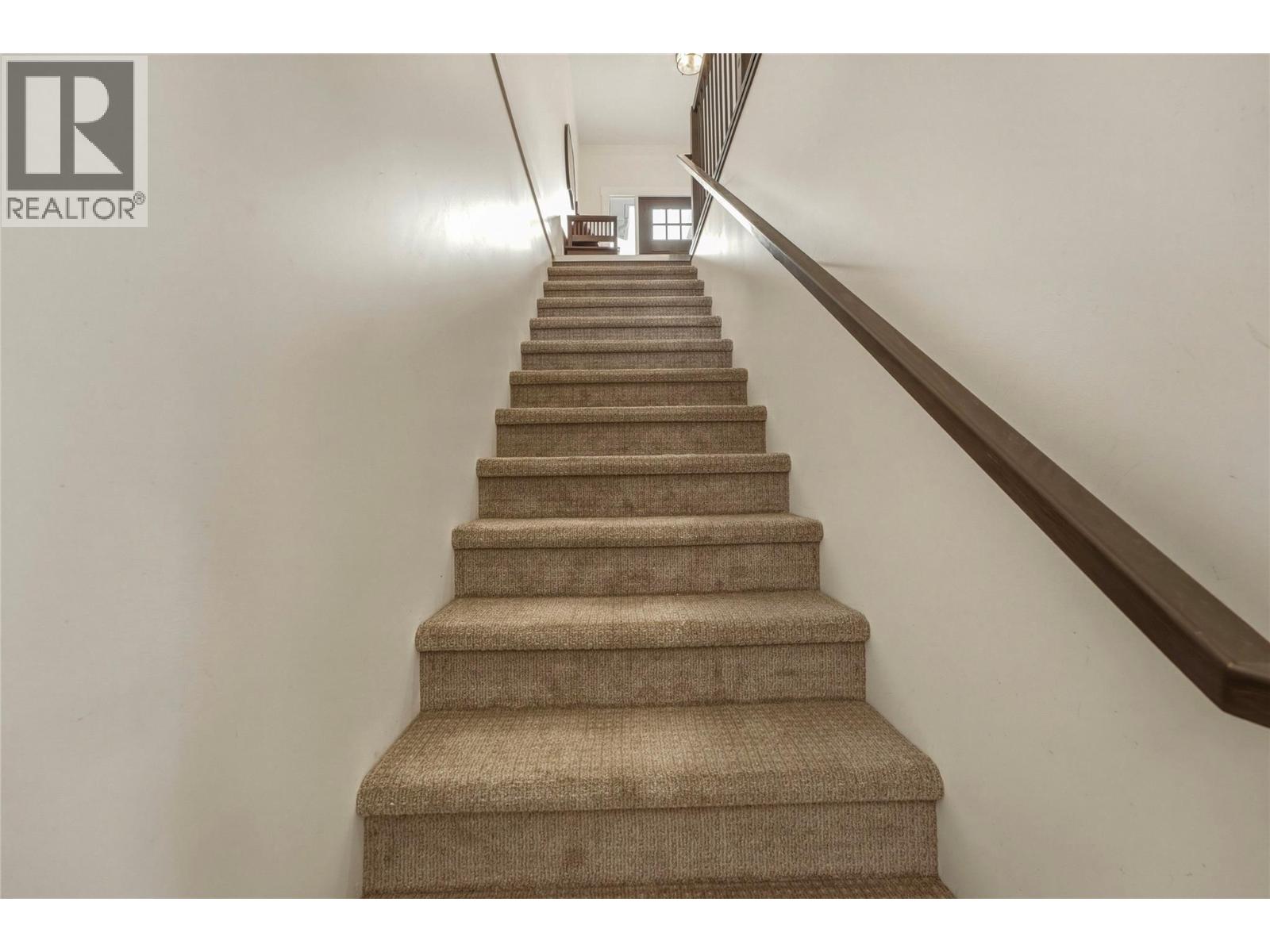 5531 6 Highway, Coldstream, British Columbia  V1B 3E2 - Photo 44 - 10399200