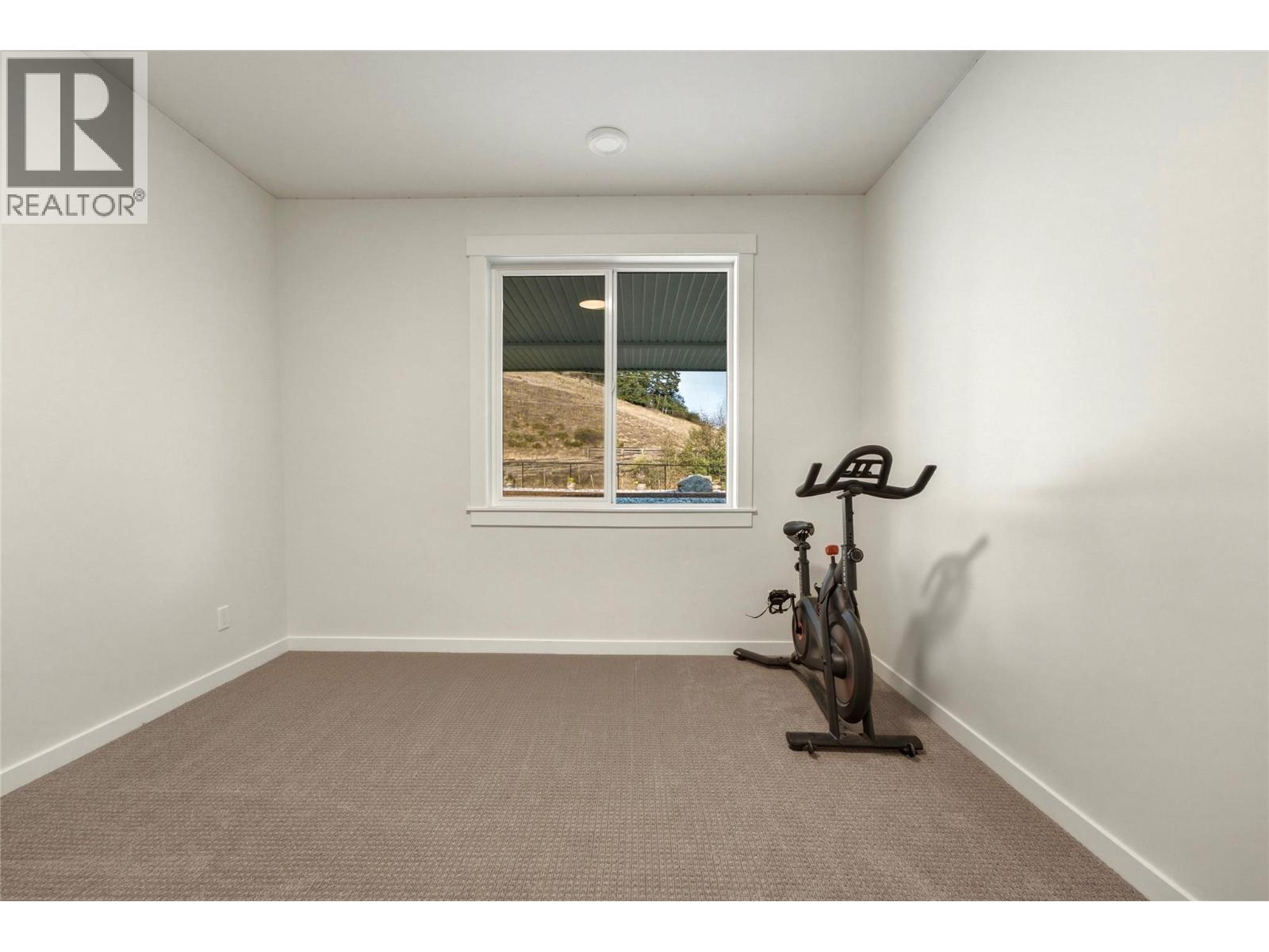 5531 6 Highway, Coldstream, British Columbia  V1B 3E2 - Photo 48 - 10399200