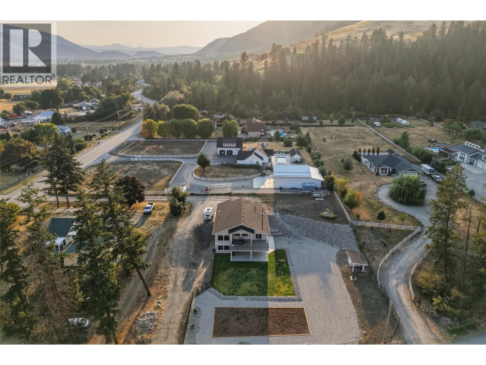 5531 6 Highway, Coldstream, British Columbia  V1B 3E2 - Photo 76 - 10399200
