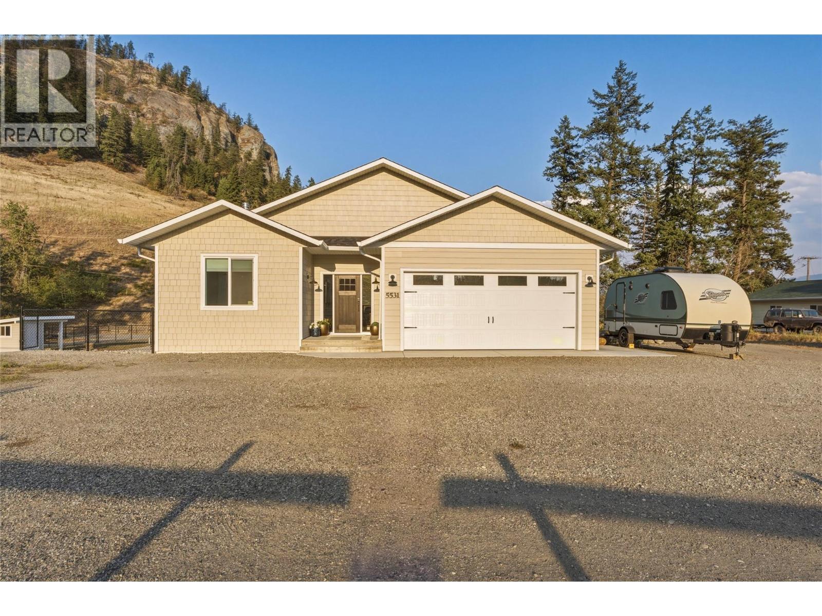 5531 6 Highway, Coldstream, British Columbia  V1B 3E2 - Photo 81 - 10399200