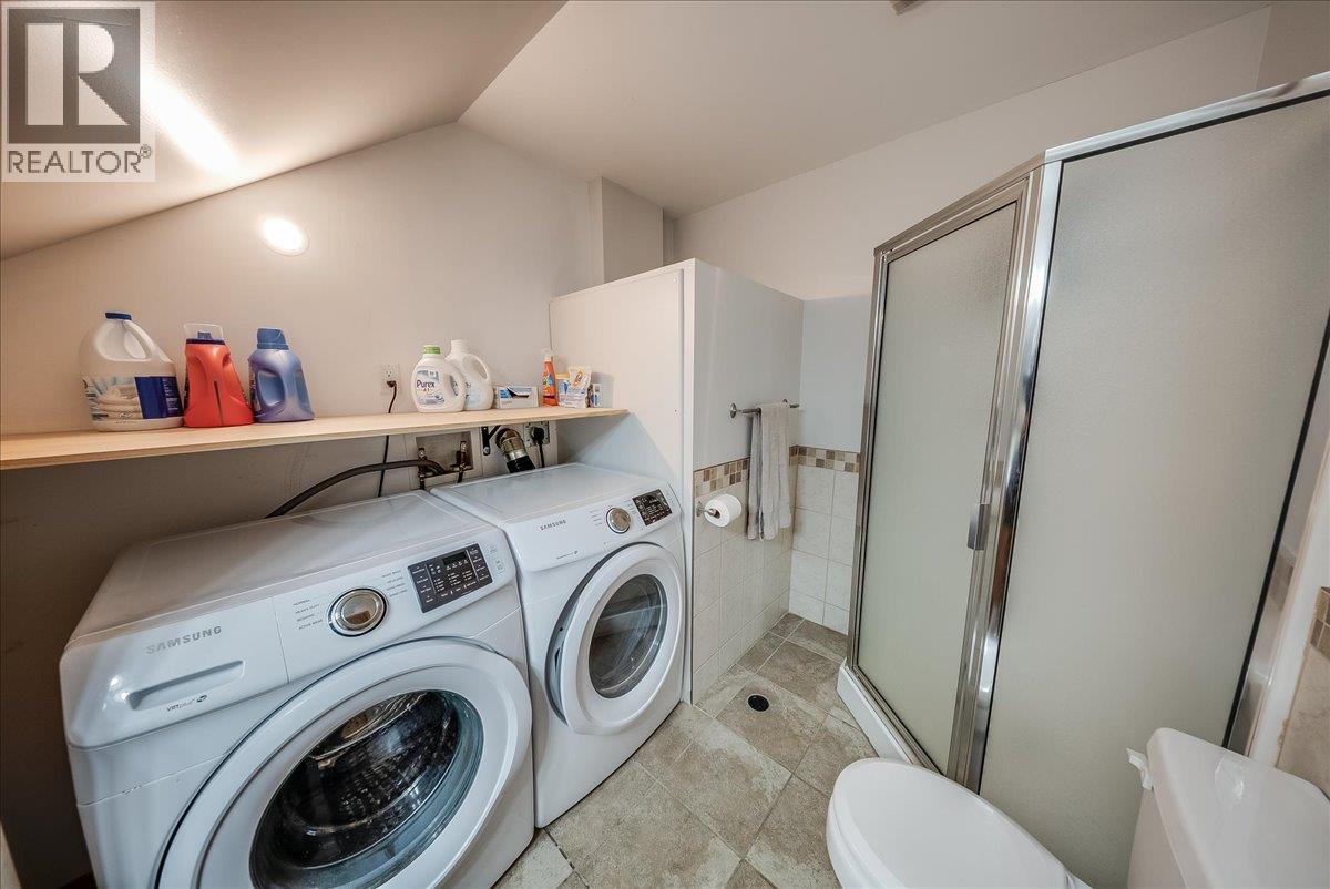 1003 Mountain View Road Unit# E, Rossland, British Columbia  V0G 1Y0 - Photo 37 - 10399205