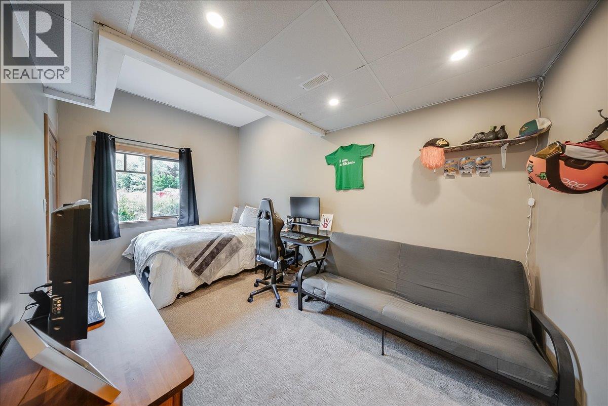 1003 Mountain View Road Unit# E, Rossland, British Columbia  V0G 1Y0 - Photo 38 - 10399205
