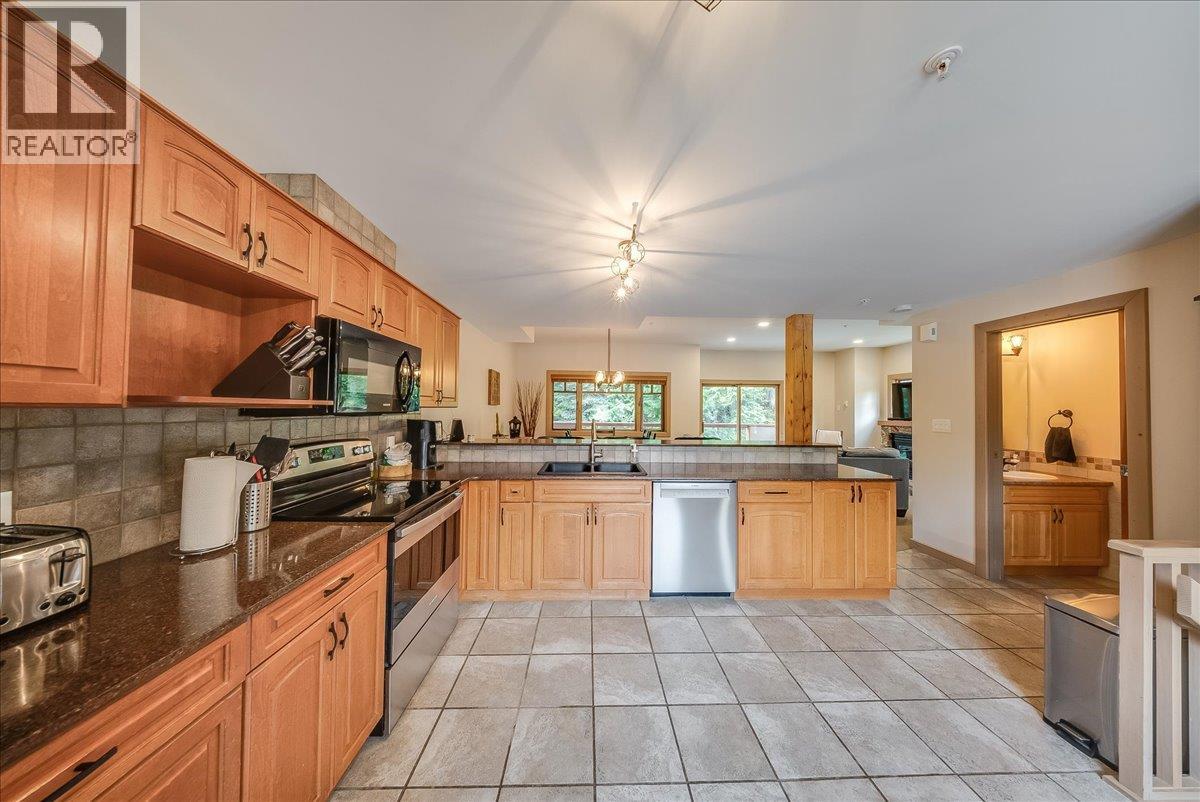 1003 Mountain View Road Unit# E, Rossland, British Columbia  V0G 1Y0 - Photo 6 - 10399205