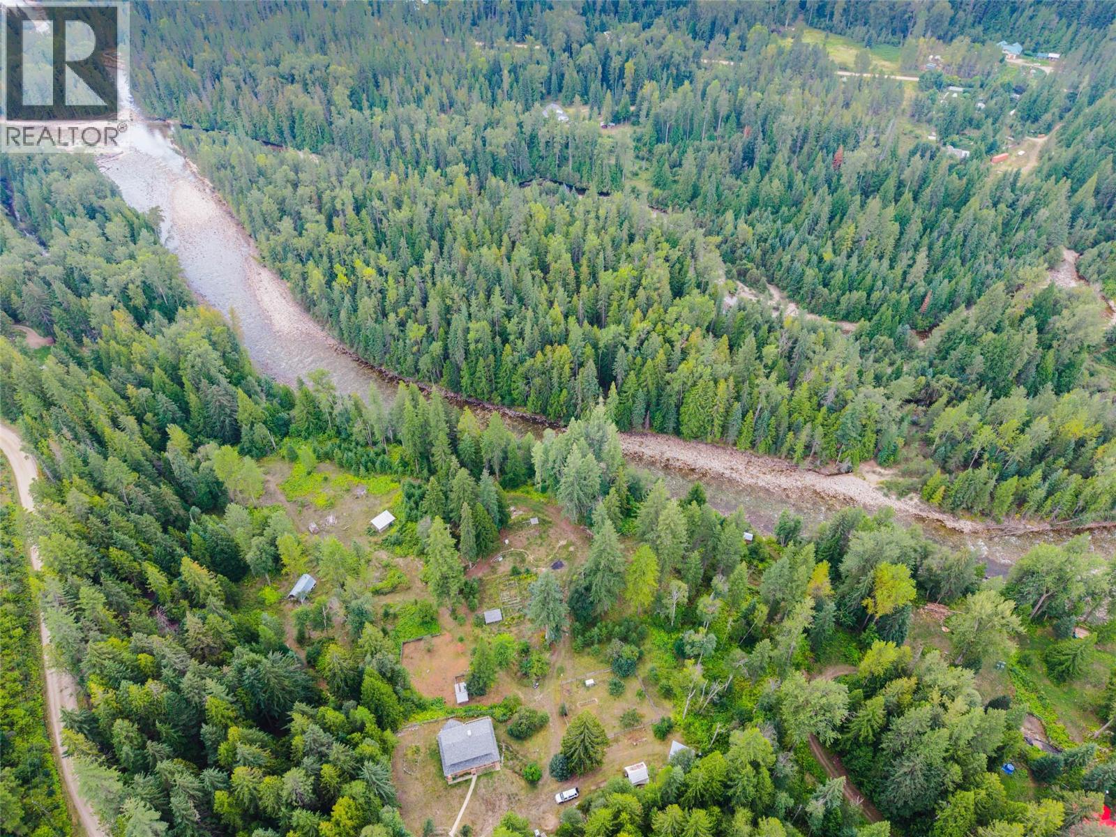 3360 Little Slocan South Road, Passmore, British Columbia  V0G 2J0 - Photo 5 - 10399015