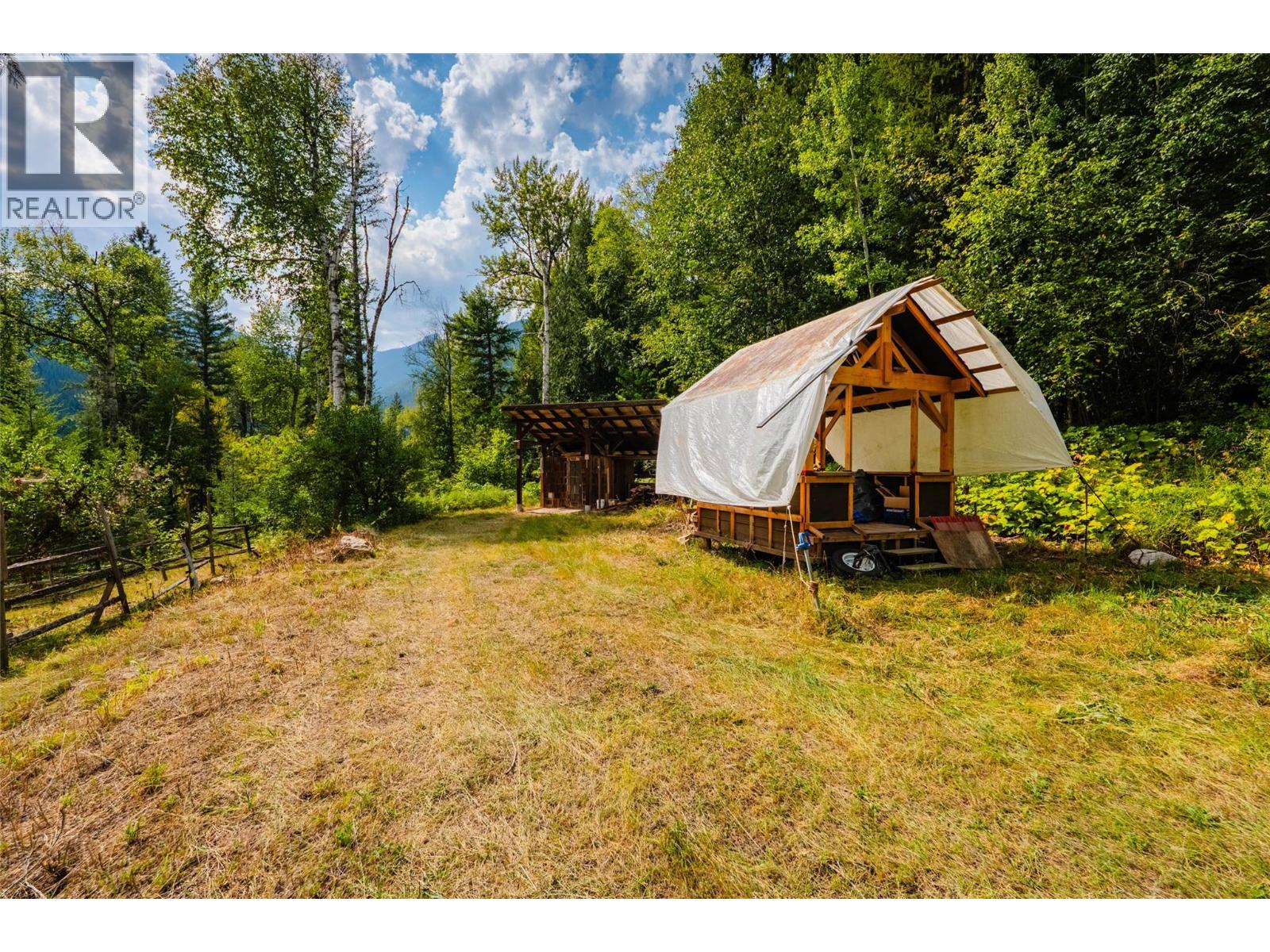 3360 Little Slocan South Road, Passmore, British Columbia  V0G 2J0 - Photo 60 - 10399015