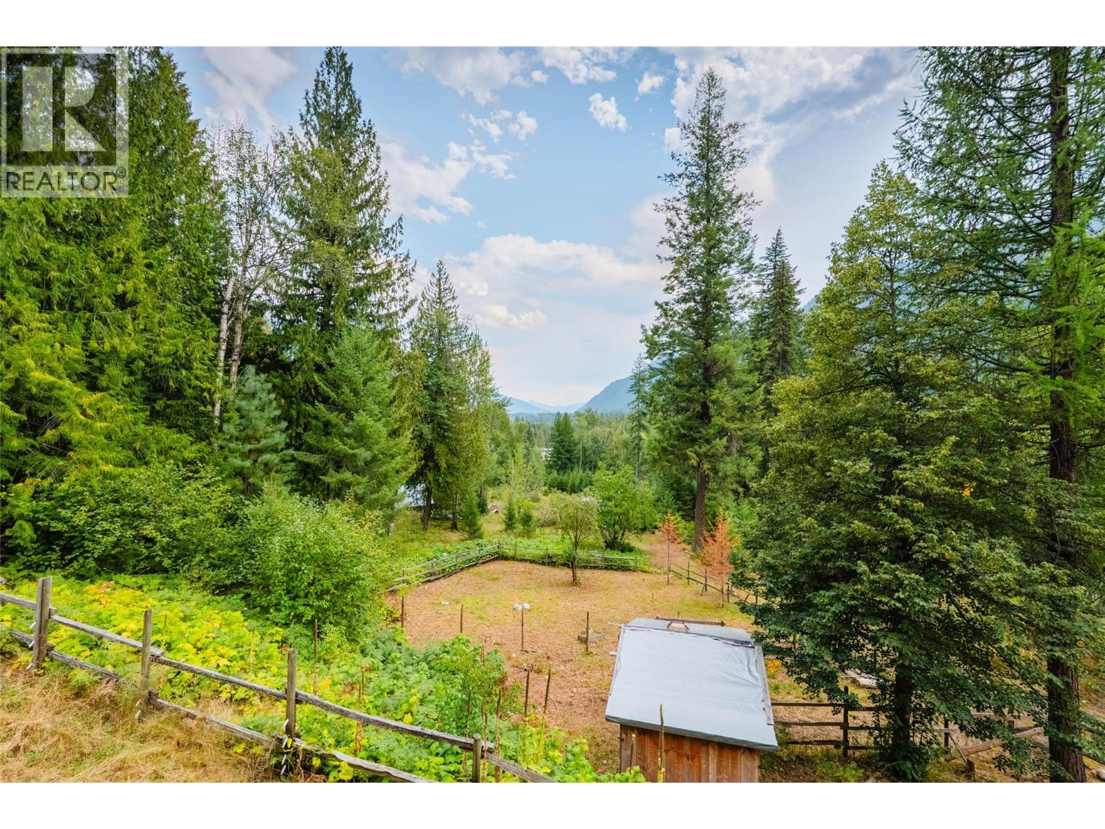 3360 Little Slocan South Road, Passmore, British Columbia  V0G 2J0 - Photo 70 - 10399015