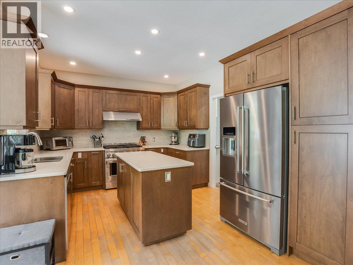 900 China Creek Road, Genelle, British Columbia  V0G 1G0 - Photo 13 - 10399241
