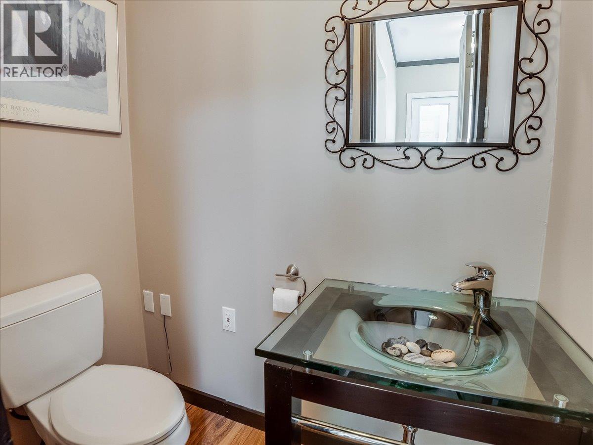 900 China Creek Road, Genelle, British Columbia  V0G 1G0 - Photo 29 - 10399241