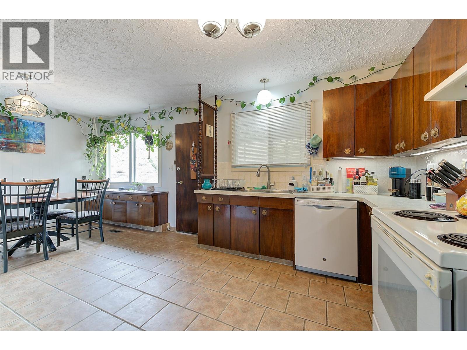 651 Richter Street, Kelowna, British Columbia  V1Y 2J6 - Photo 13 - 10399090