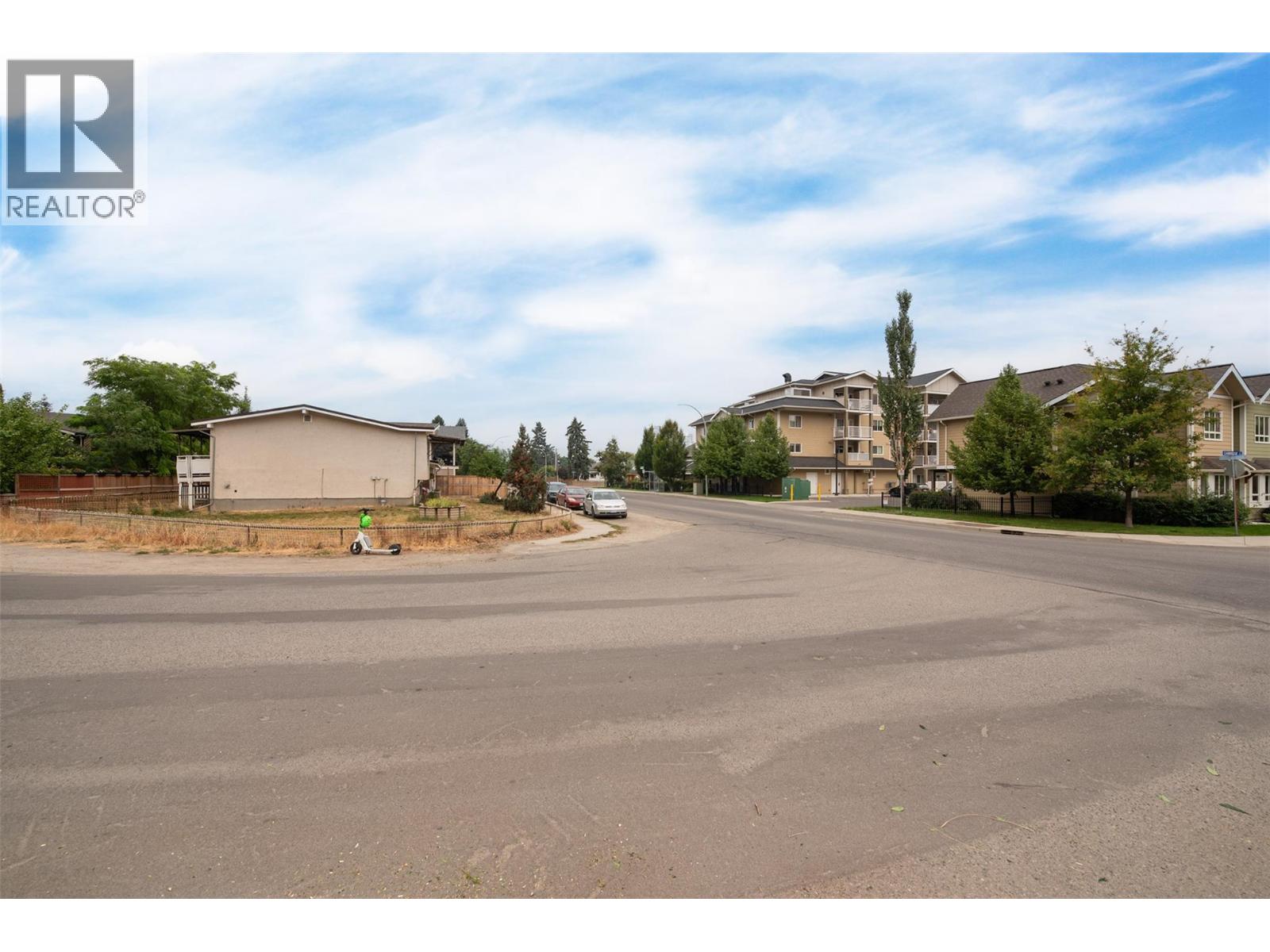 651 Richter Street, Kelowna, British Columbia  V1Y 2J6 - Photo 36 - 10399090