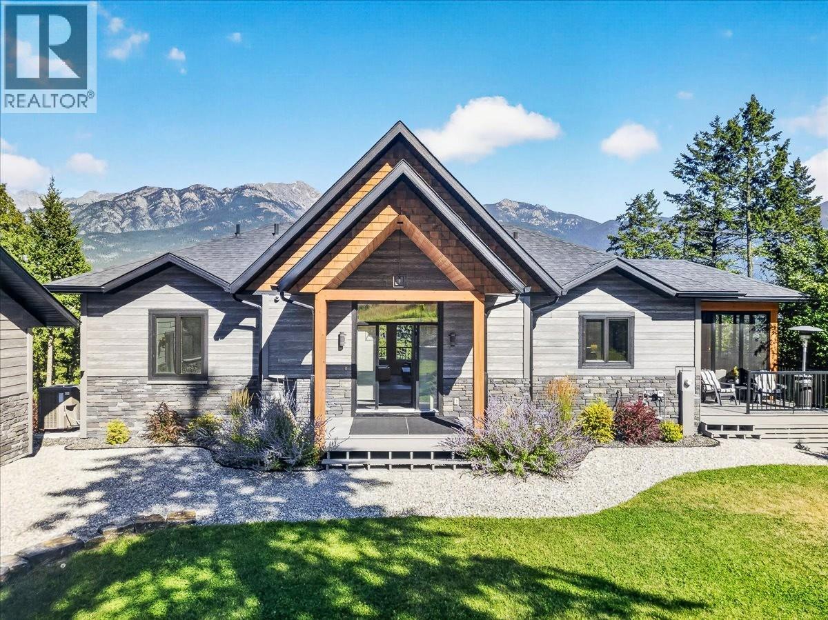 6021 Rose Terrace, Fairmont Hot Springs, British Columbia  V0B 1L2 - Photo 2 - 10398996