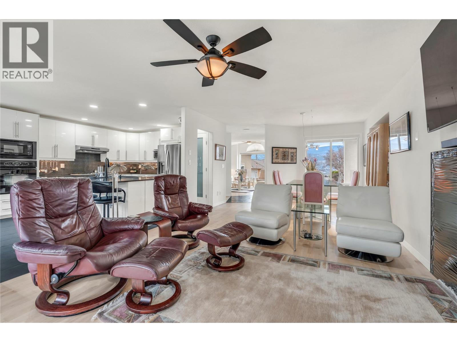 444 Ridge Place, Penticton, British Columbia  V2A 8N7 - Photo 11 - 10399283