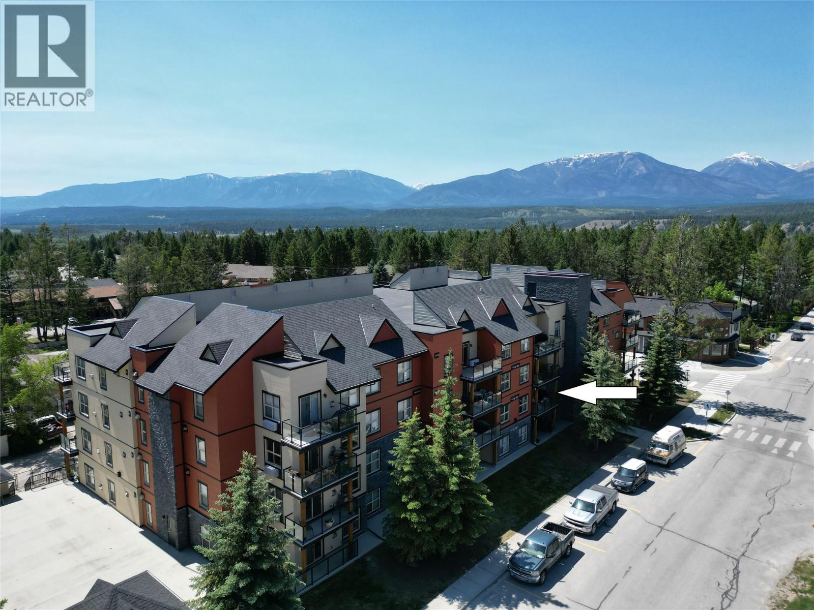 4874 Stanley Street Unit# 205, Radium Hot Springs, British Columbia  V0A 1M0 - Photo 1 - 10399282