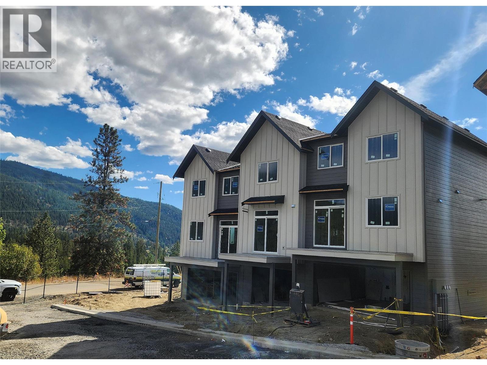 7110 Bates Road Unit# 27, Vernon, British Columbia  V1B 3P2 - Photo 2 - 10399120
