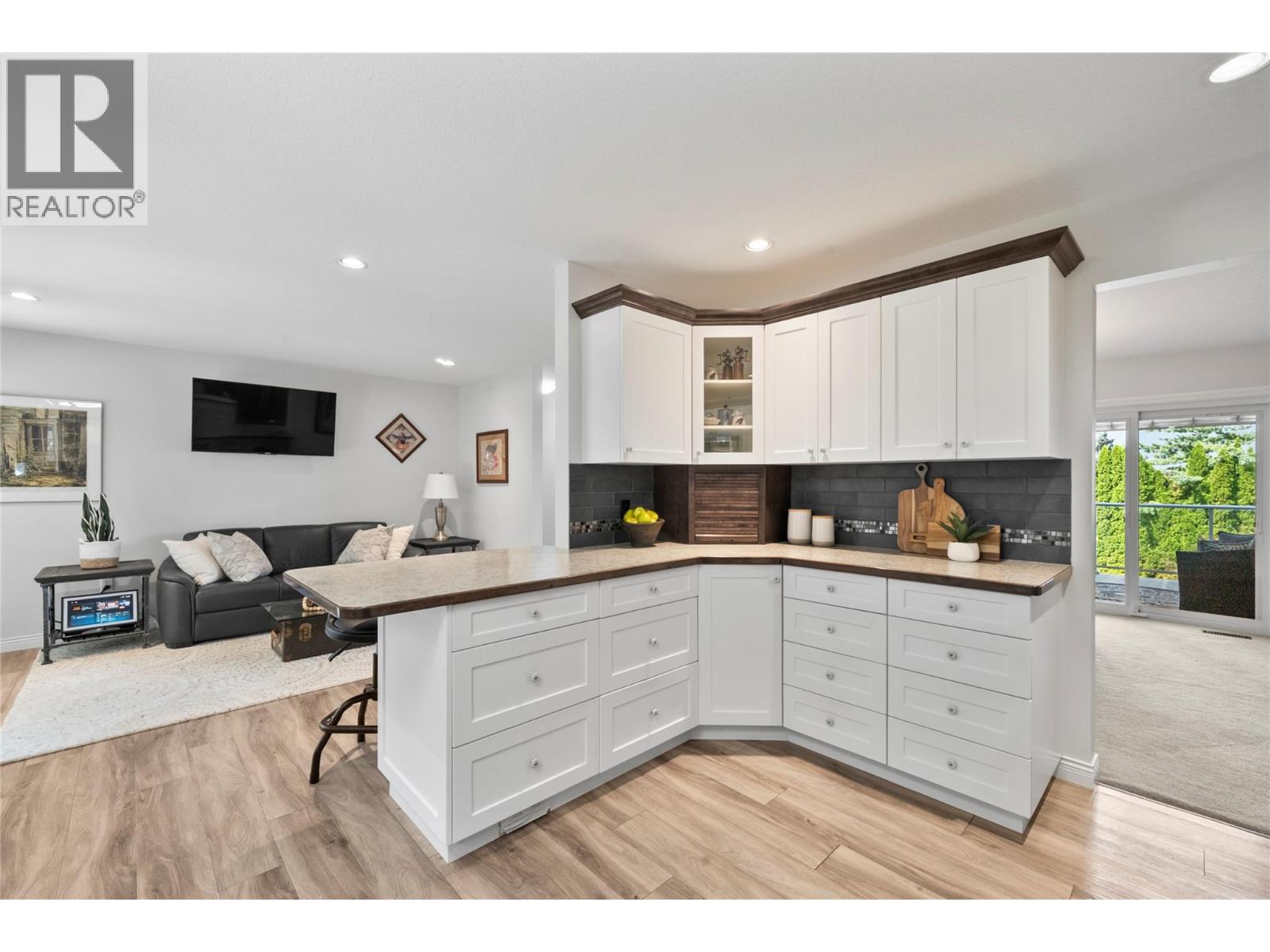 710 17 Street Se, Salmon Arm, British Columbia  V1E 1W2 - Photo 30 - 10397414