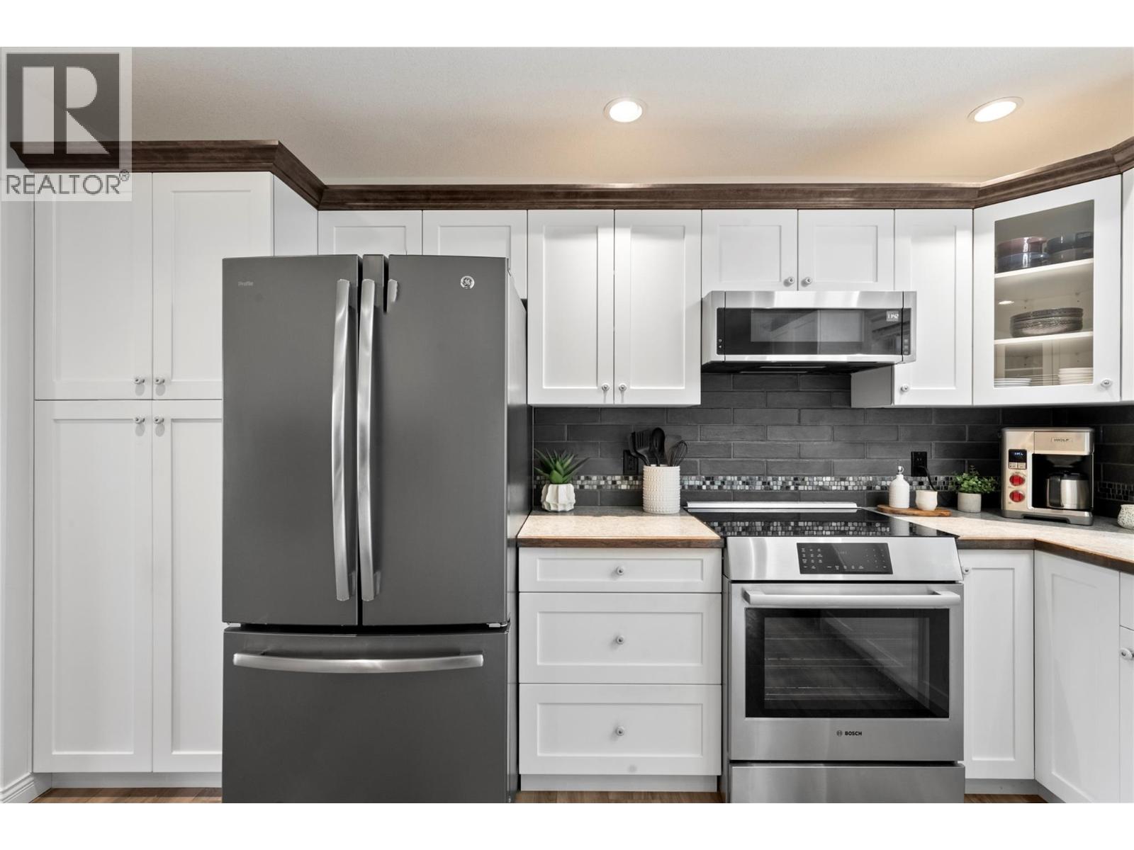 710 17 Street Se, Salmon Arm, British Columbia  V1E 1W2 - Photo 32 - 10397414