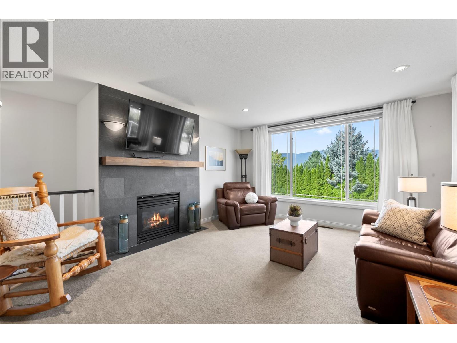 710 17 Street Se, Salmon Arm, British Columbia  V1E 1W2 - Photo 4 - 10397414
